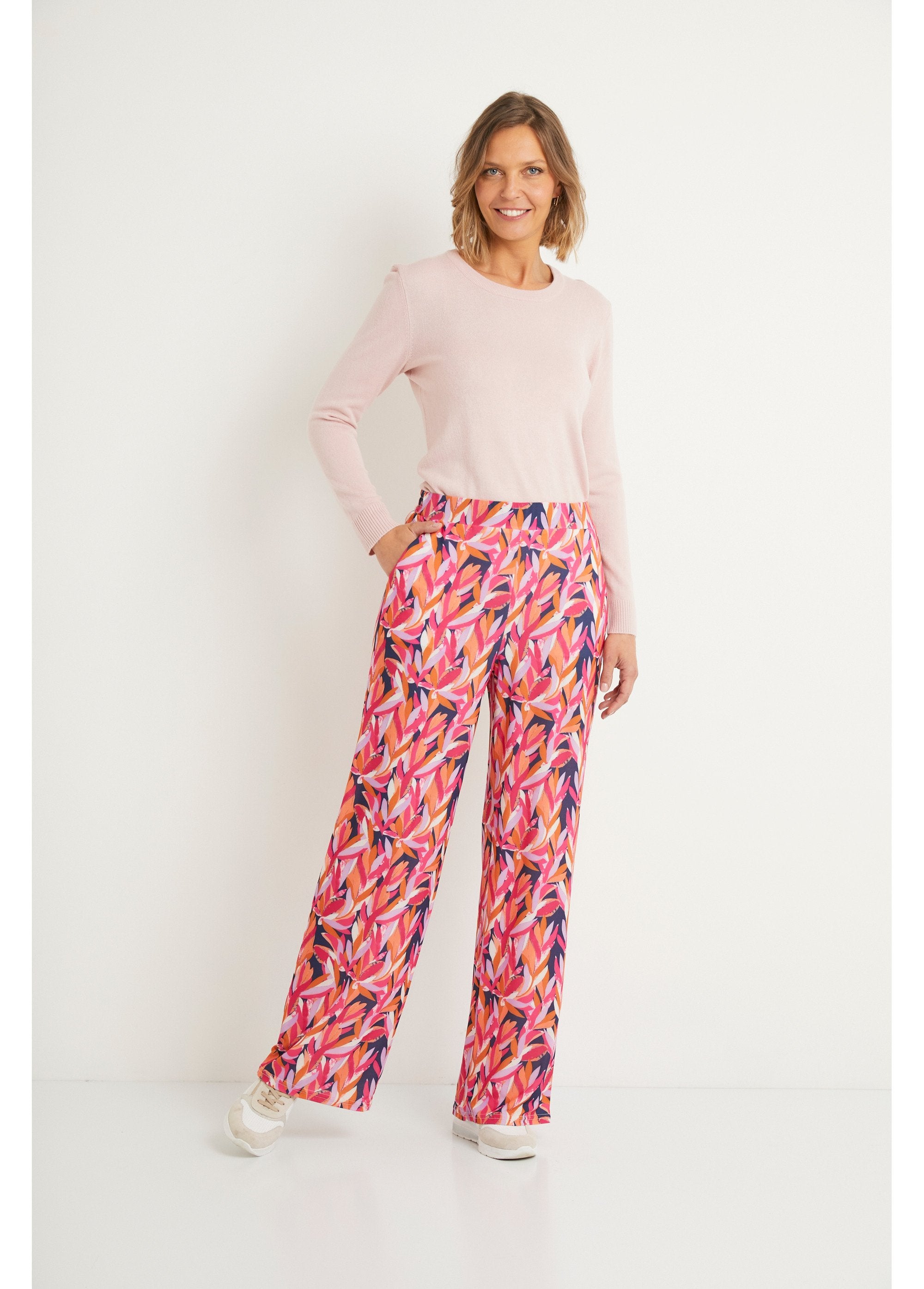 Pantaloni_a_gamba_larga_con_elastico_in_vita_Marine_et_rose_SF1_slim