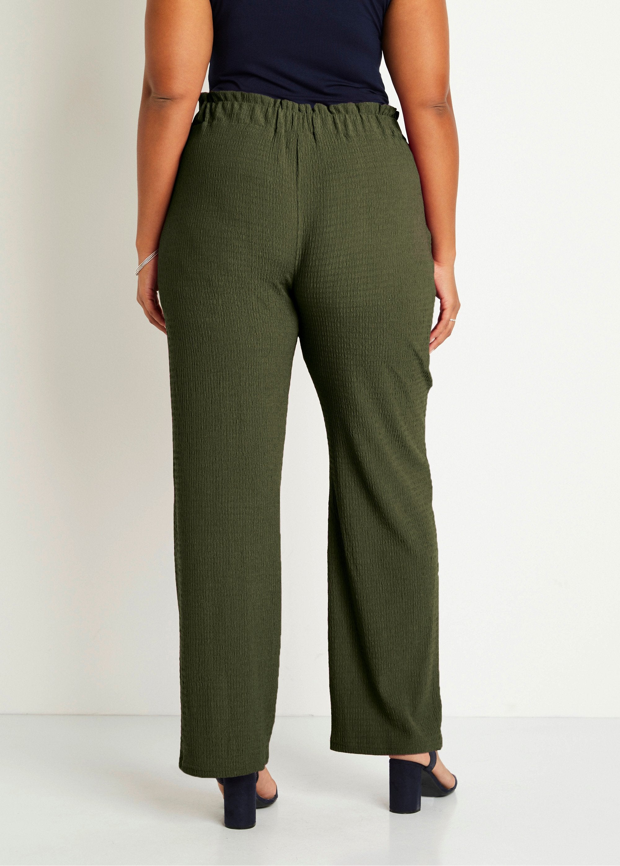 Pantaloni_a_gamba_larga_con_elastico_in_vita_in_maglia_Verde_lime_DO1_curvy