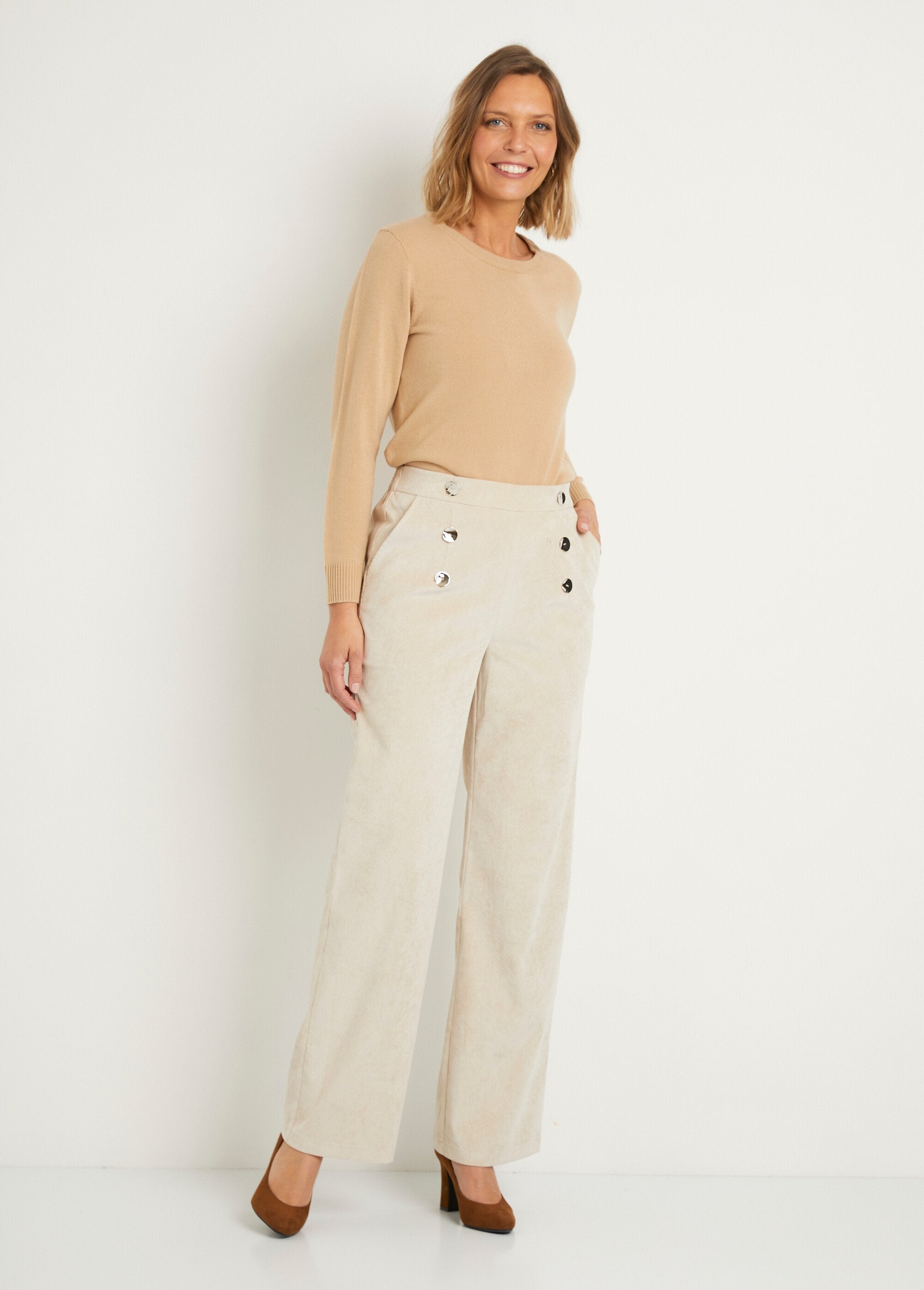 Pantaloni_in_velluto_millerighe_a_gamba_larga_con_effetto_ponte_Beige_SF1_slim