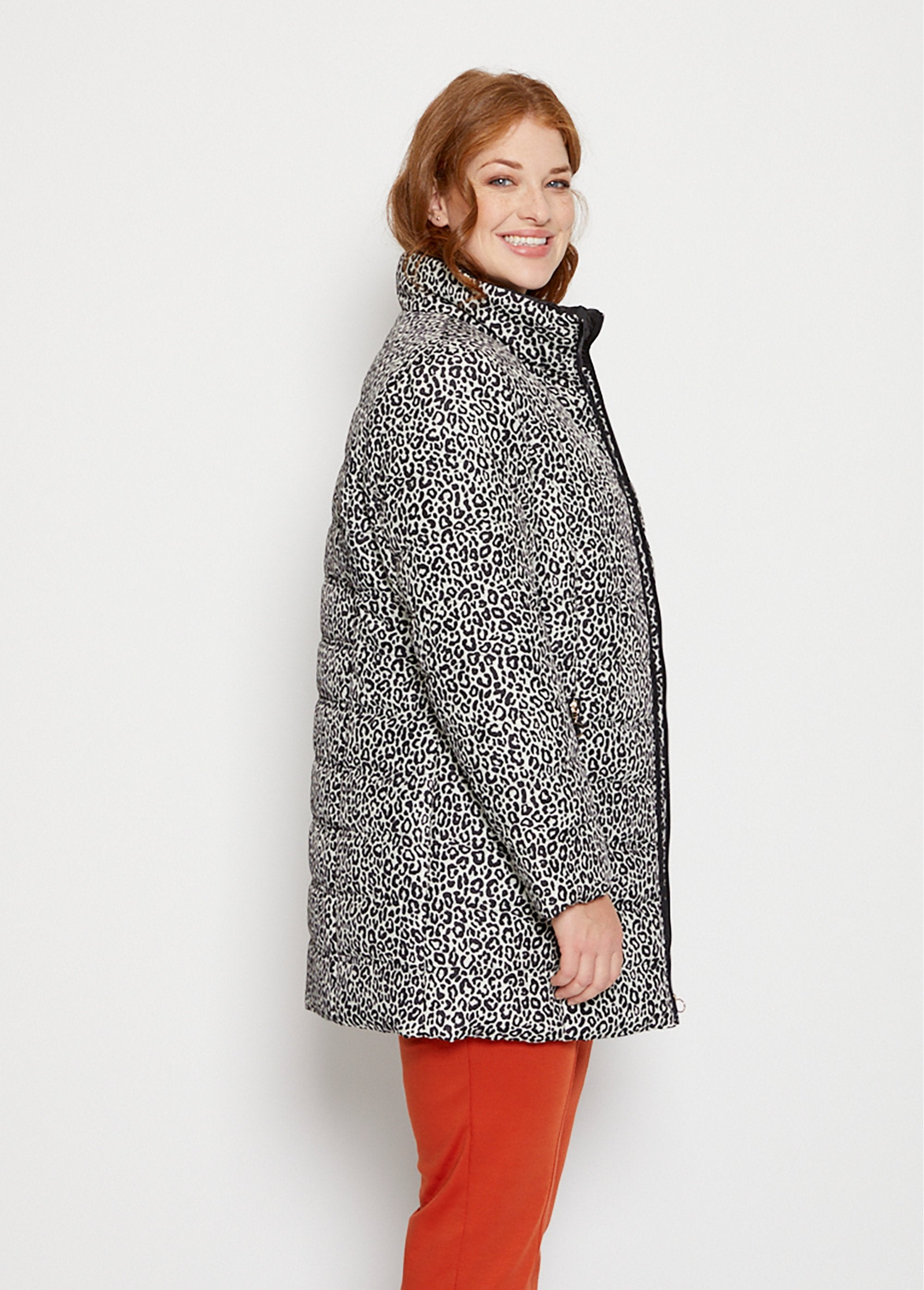 Parka_trapuntato_con_stampa_leopardo_Naturel_et_noir_DR1_curvy