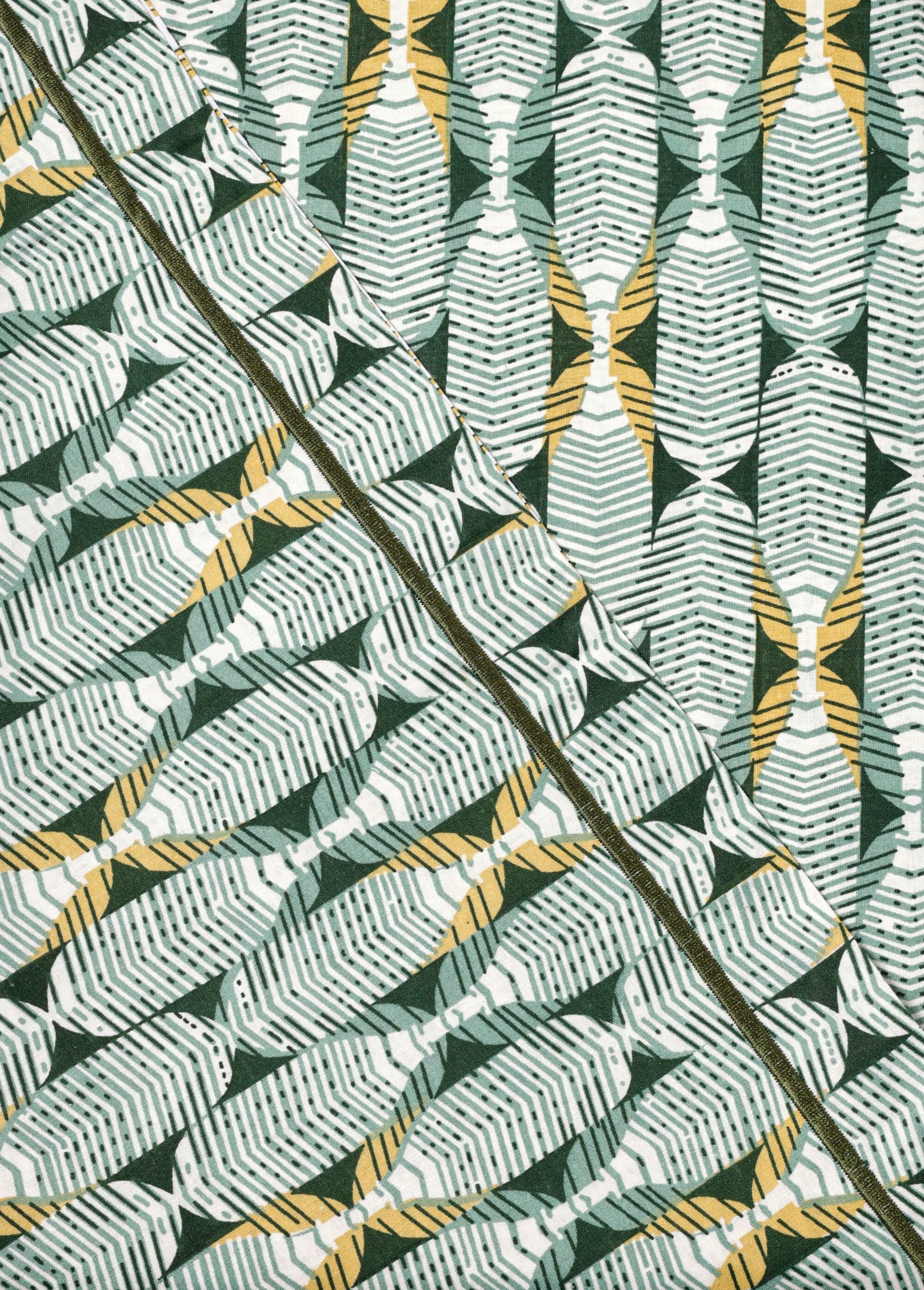 Set_letto_3_pezzi_con_copripiumino,_etnico_Imprime_vert_DO1_slim
