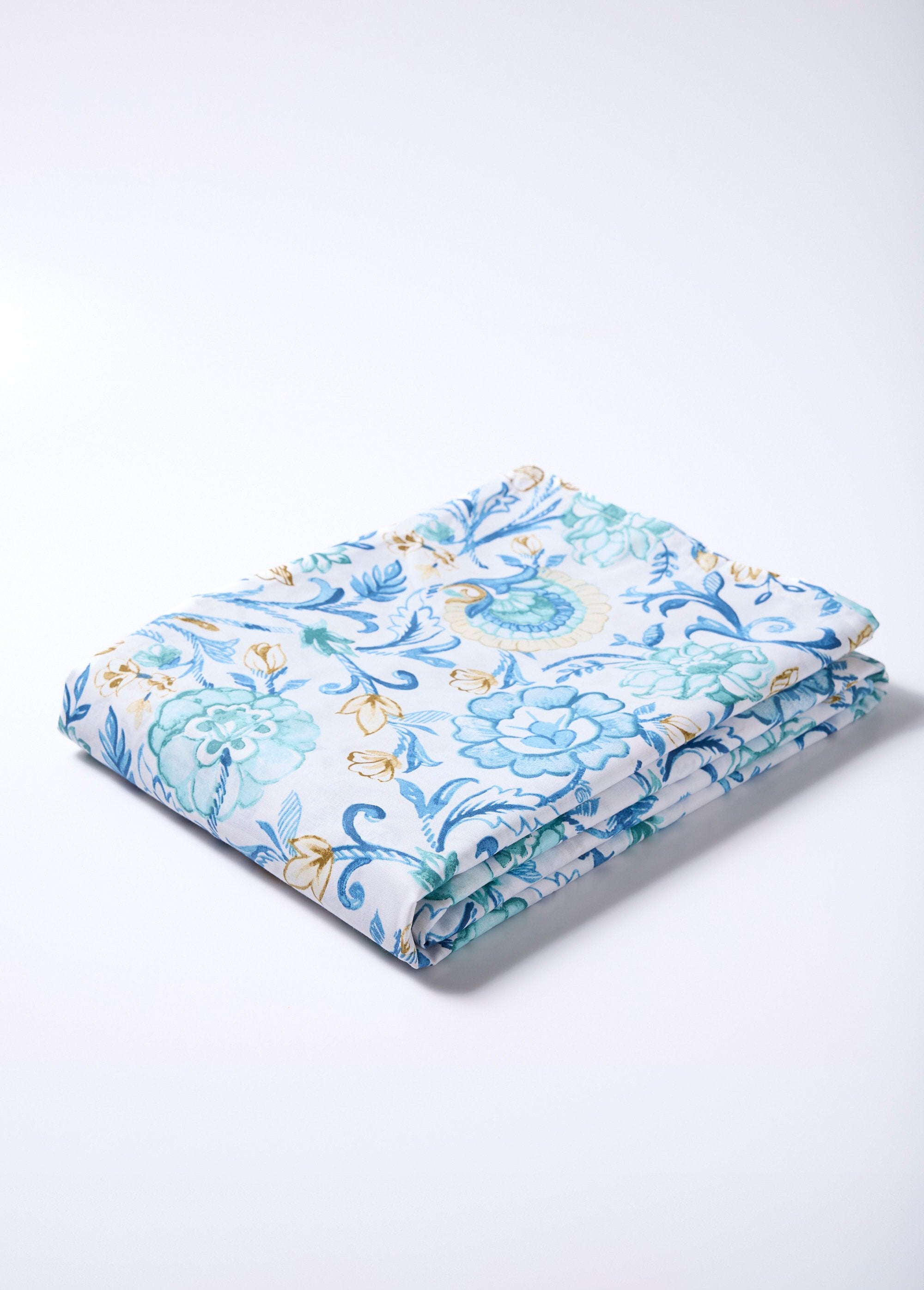 Set_di_biancheria_da_letto_4_pezzi_con_lenzuola_piatte,_camelie_Bleu_DE2_slim