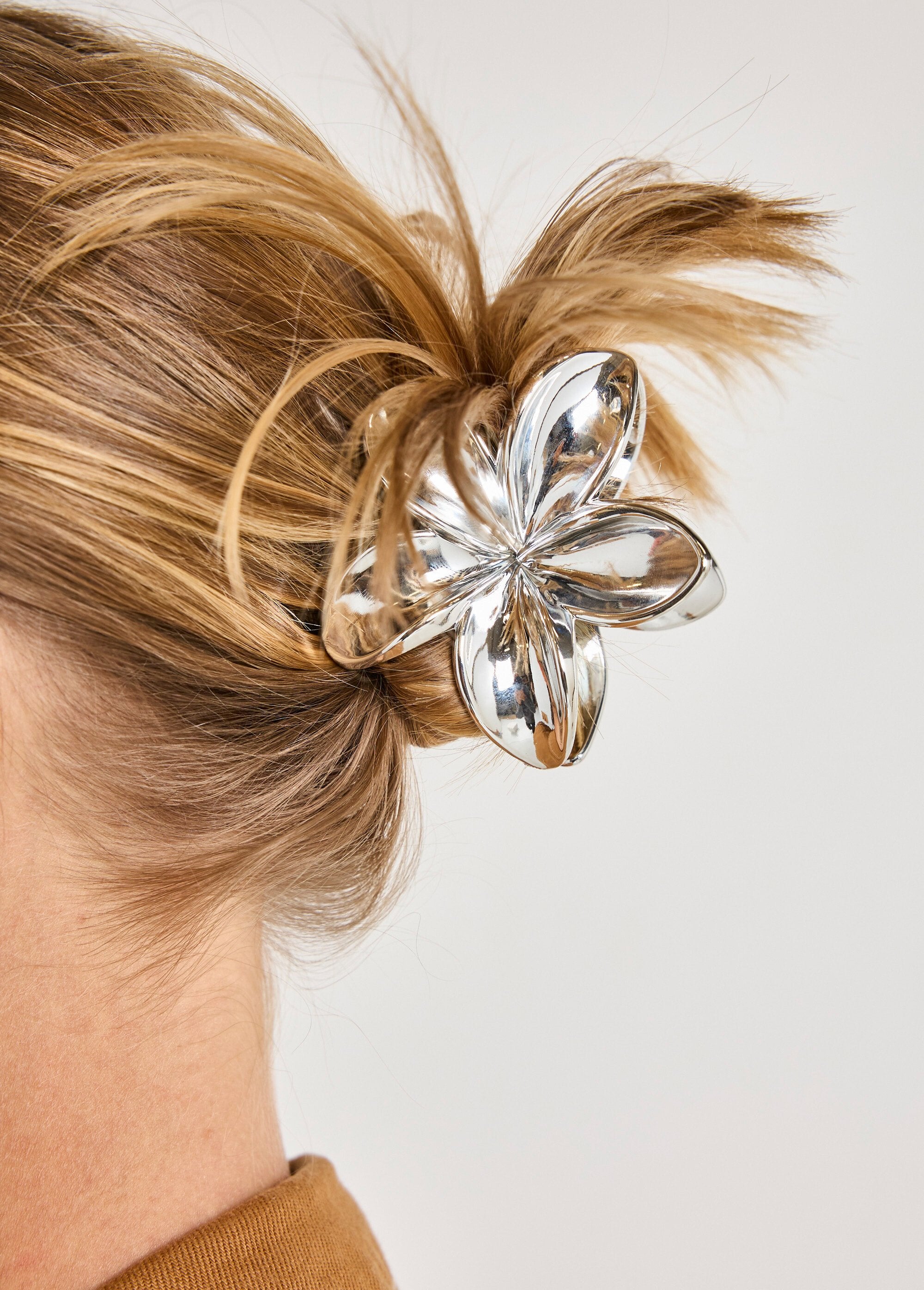 Fermaglio_per_capelli_a_forma_di_fiore_Argente_DE3_slim