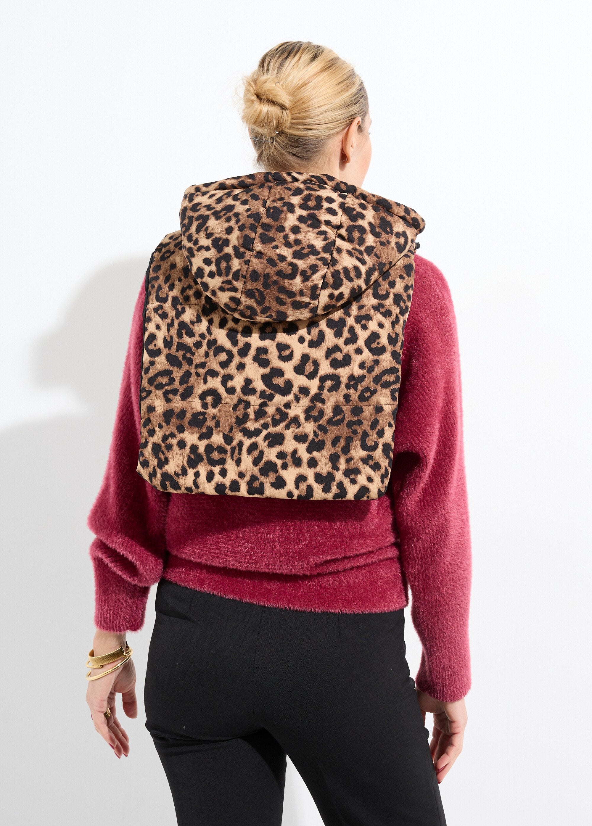 Plastron_zippé_matelassé_à_capuche_Leopard_DO1_slim
