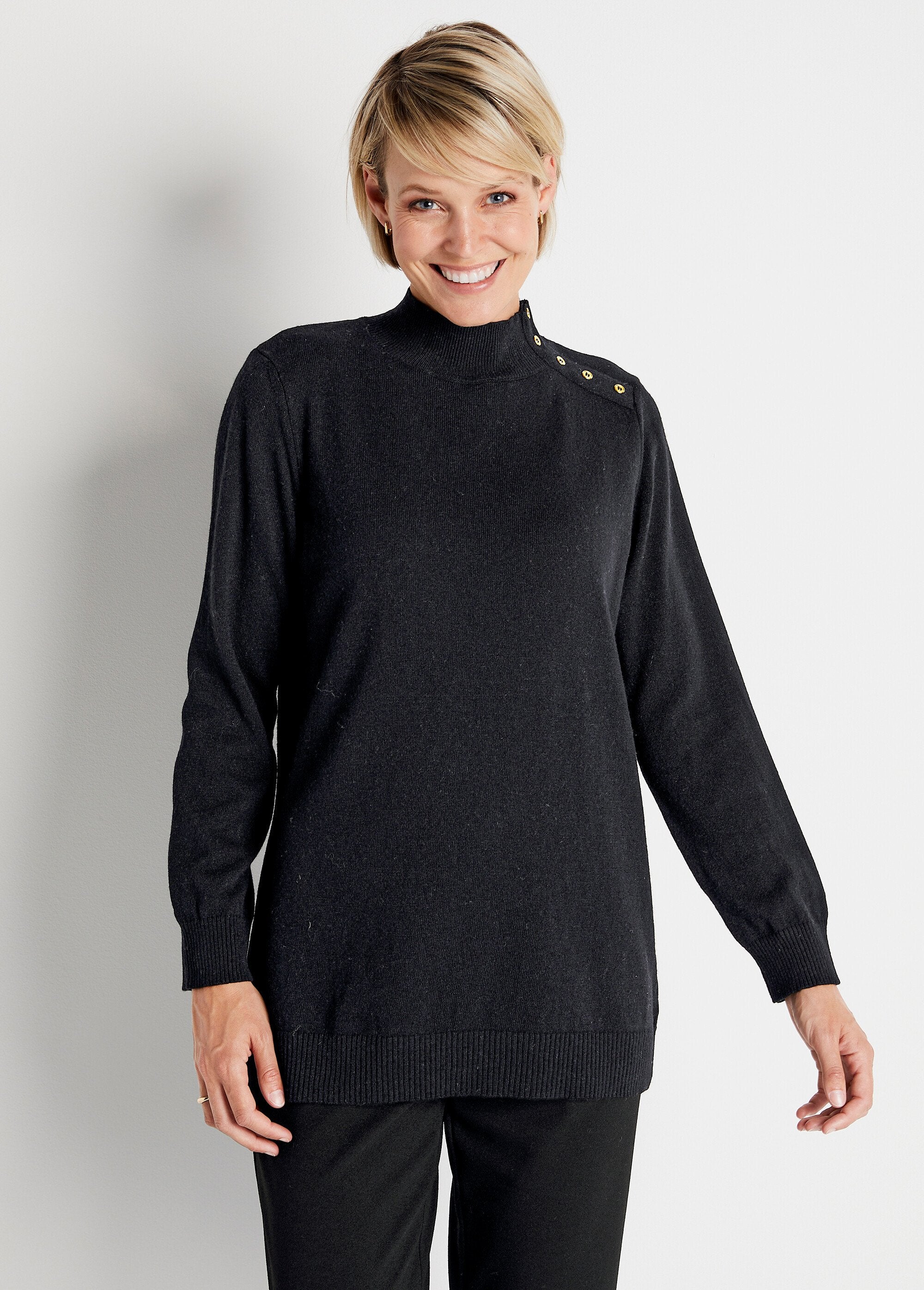 Maglione_con_fibre_riciclate,_lana_e_cashmere_NERO_FA1_slim