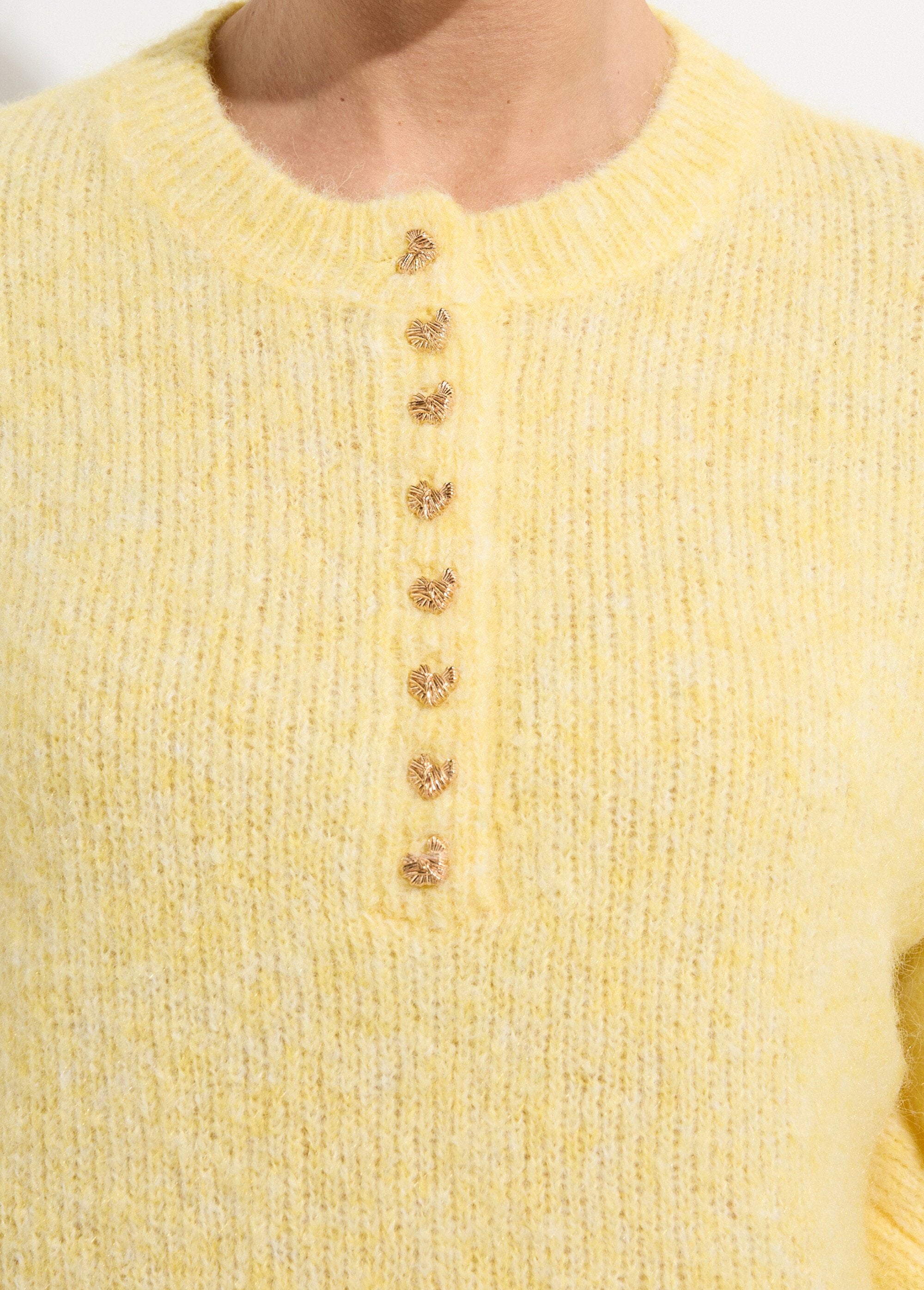 Maglione_con_lana_e_bottoni_in_metallo_Jaune_DE1_slim