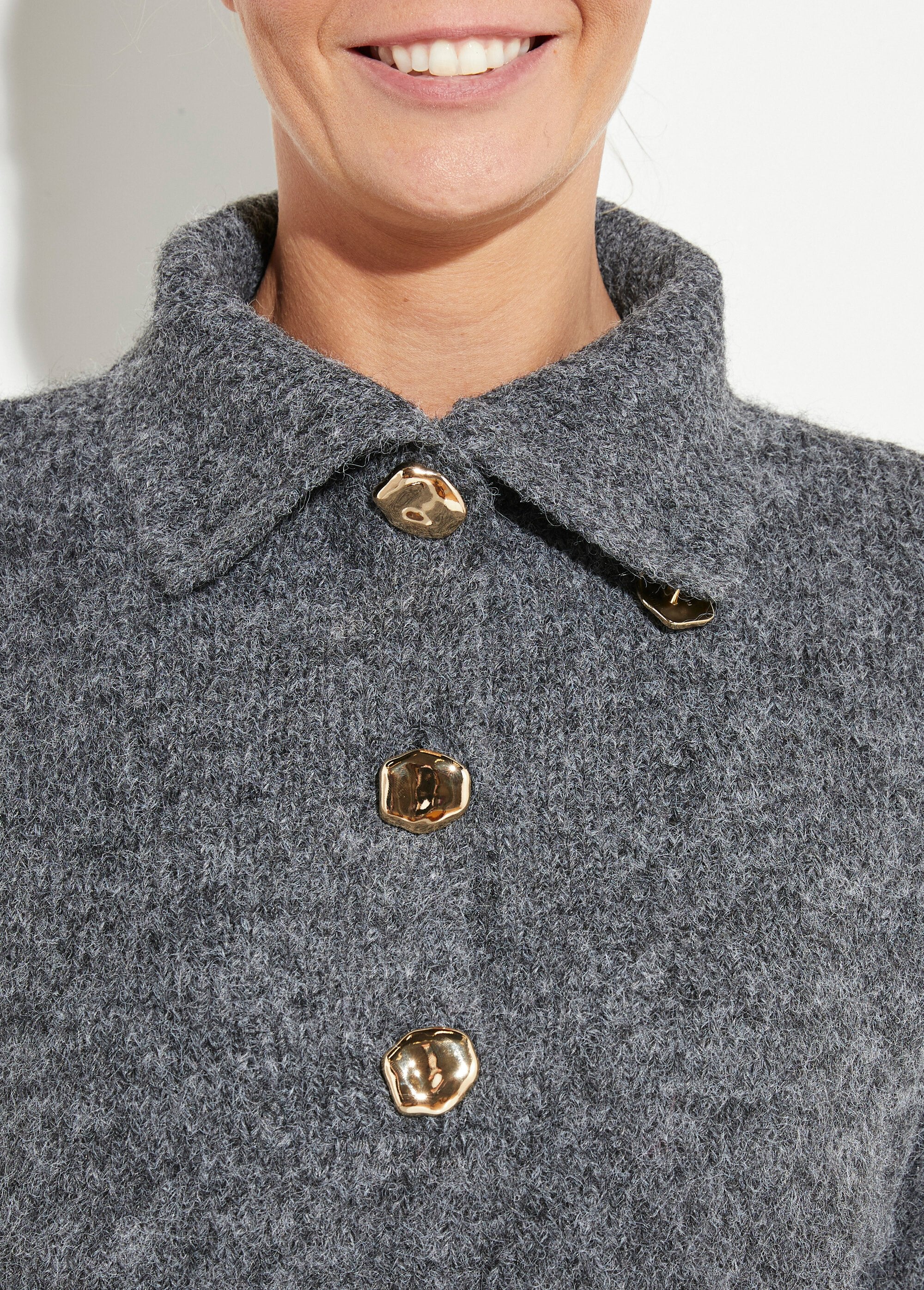 Maglione_trucker_con_lana_e_bottoni_in_metallo_Gris_anthracite_DE1_slim