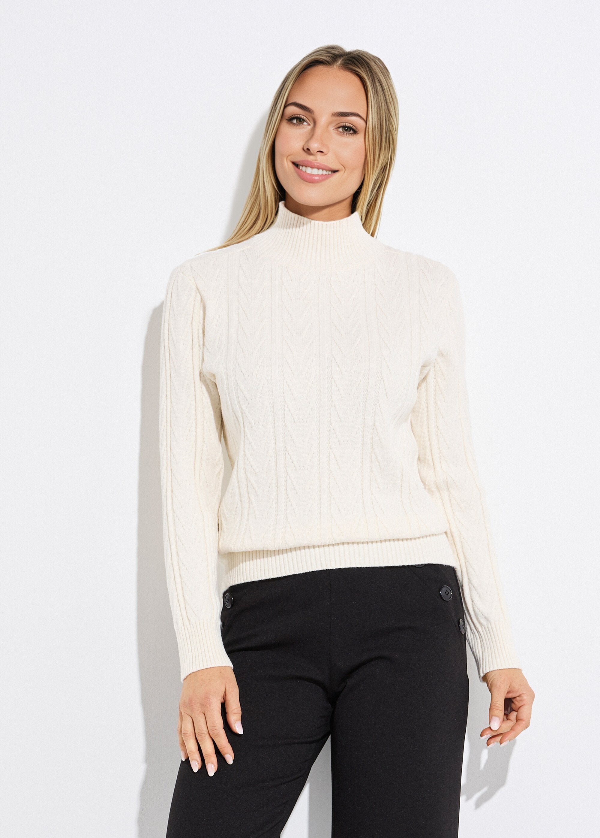 Caldo_maglione_a_collo_alto_a_coste_e_ritorto_Ecru_FA1_slim