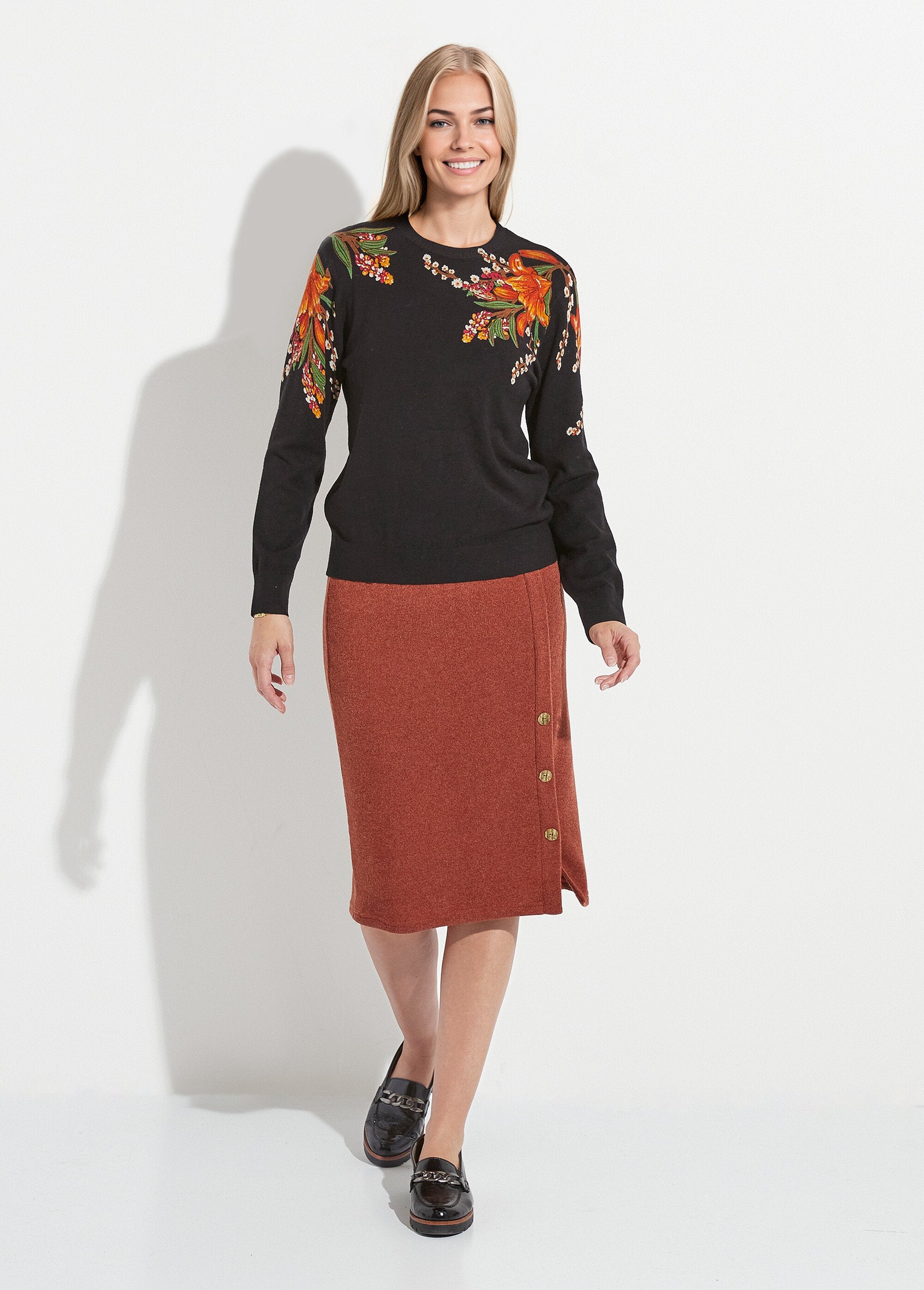 Maglia_a_maniche_lunghe_con_stampa_floreale_e_scollo_rotondo_Noir_SF1_slim