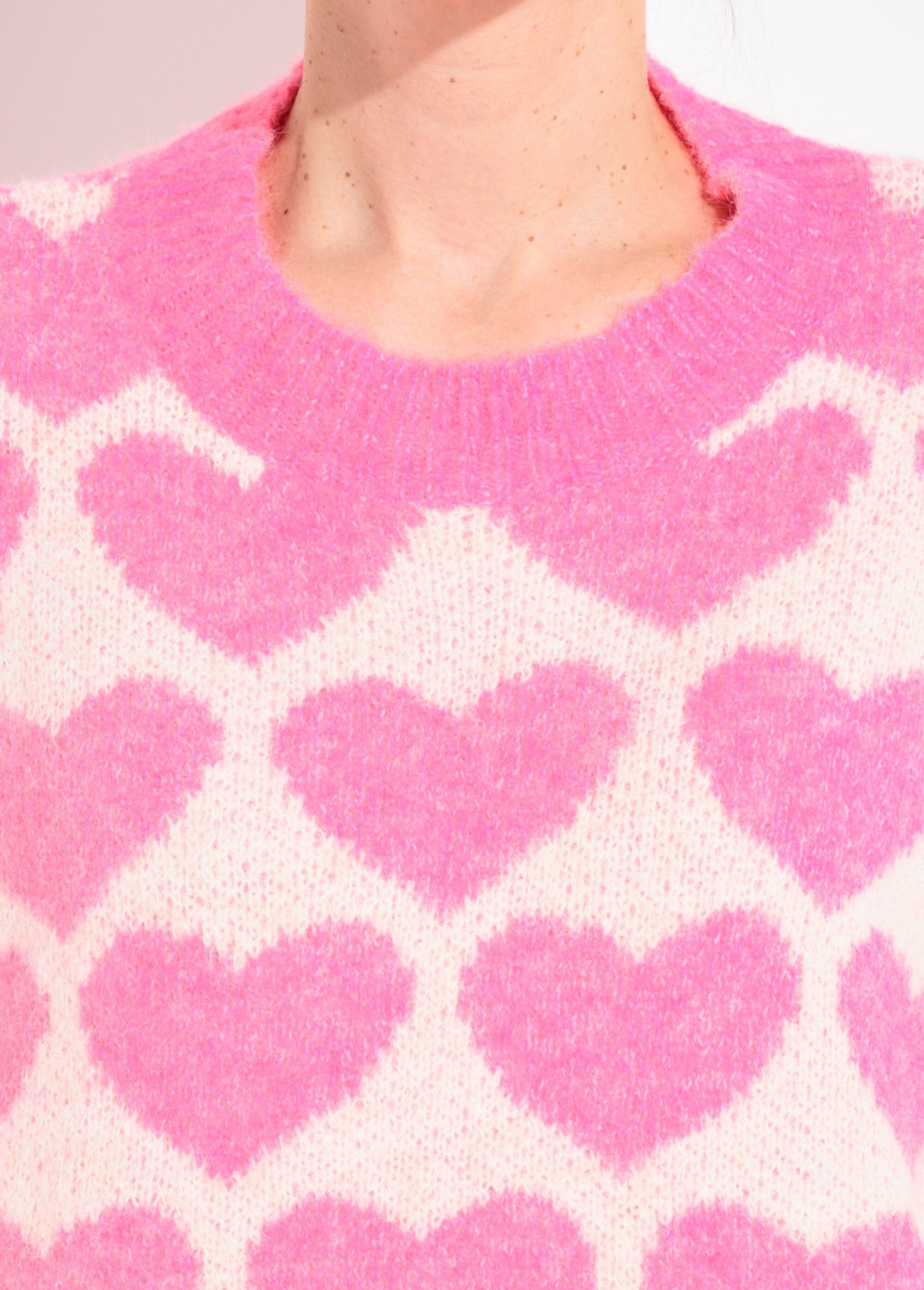 Caldo_maglione_con_cuori_di_lana_Rose_vif_DE1_slim