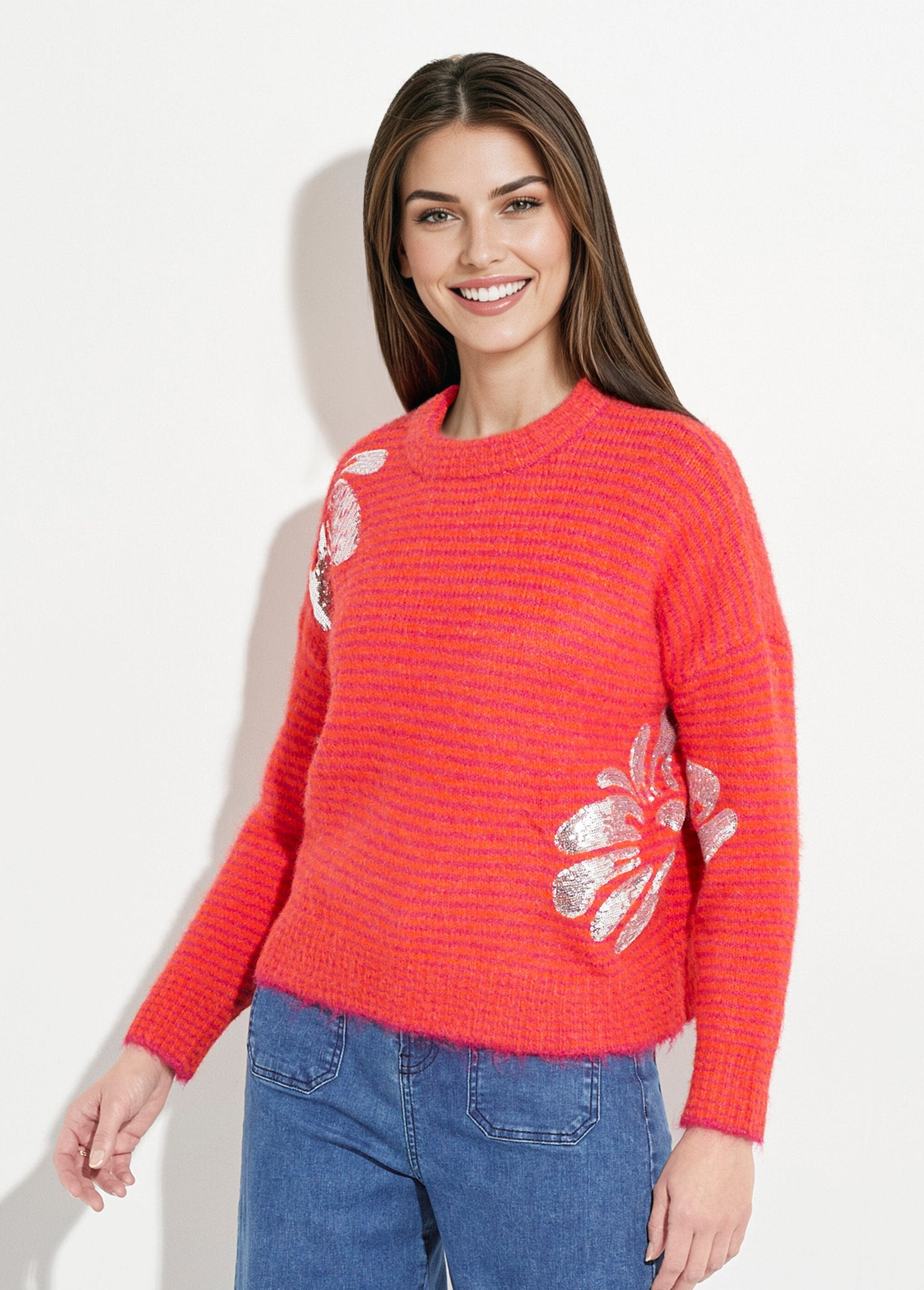 Caldo_maglione_a_righe_in_lana_con_motivi_floreali_Rose_et_orange_FA1_slim
