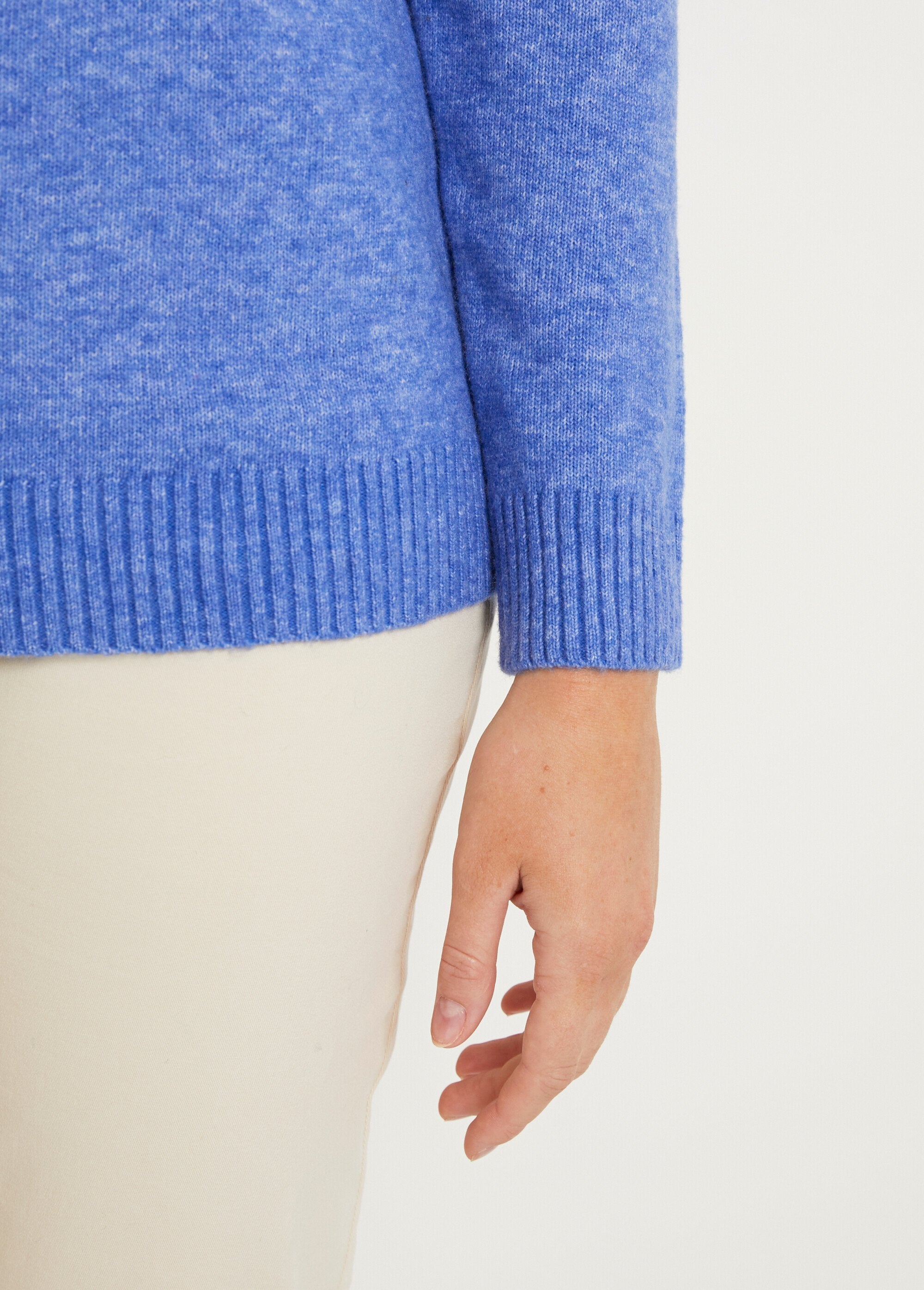Maglia_corta_con_scollo_rotondo_in_lana_screziata_Bleu_DE2_slim