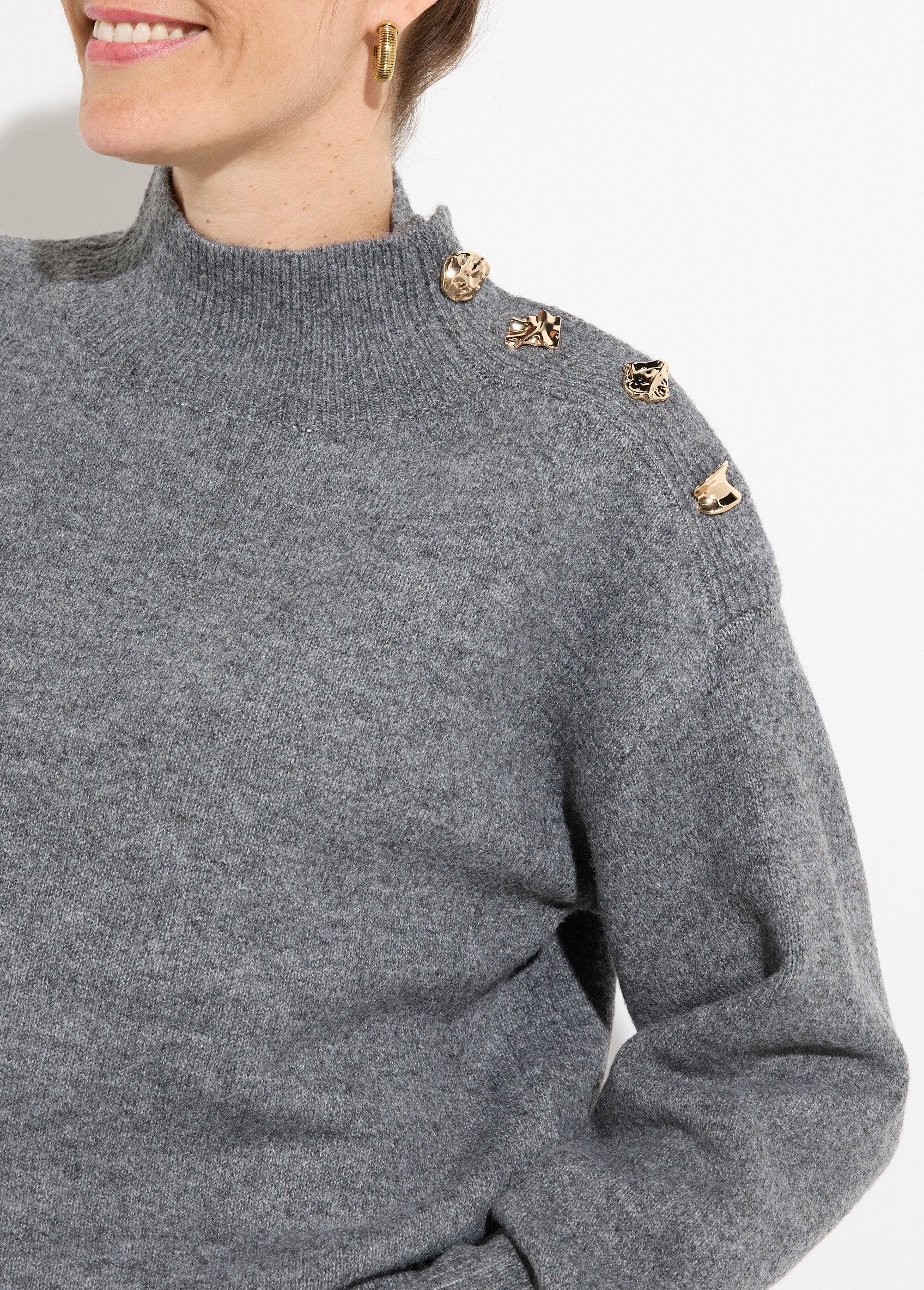 Maglia_a_collo_alto_con_bottoni_gioiello_in_metallo_Gris_DE1_slim