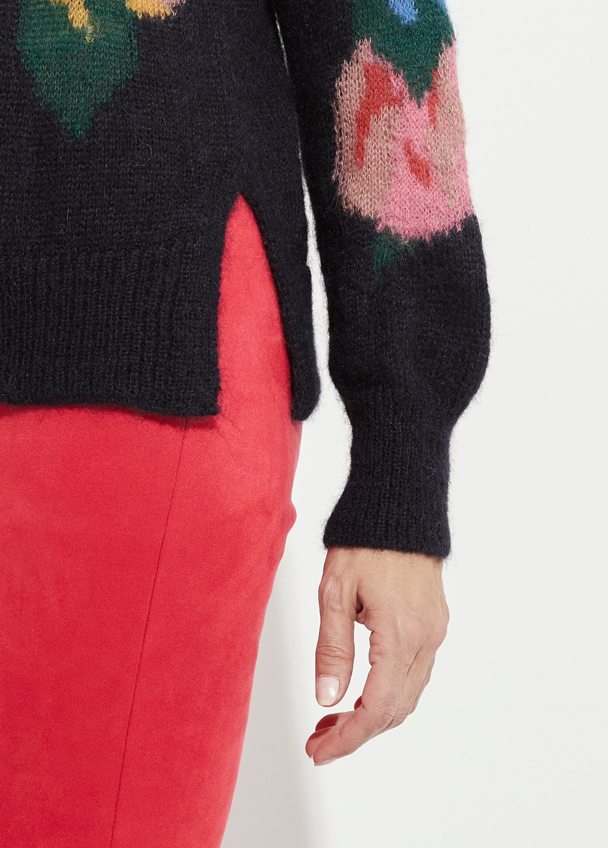 Maglia_con_scollo_rotondo_e_jacquard_floreale_in_mohair_Marine_et_tomette_DE2_slim