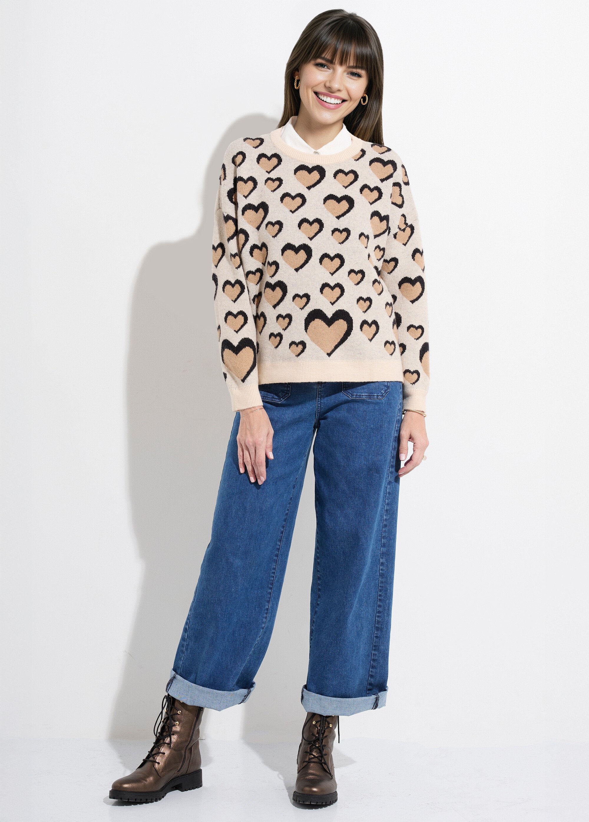 Maglione_di_lana_a_collo_rotondo_con_cuori_Ecru_et_camel_SF1_slim