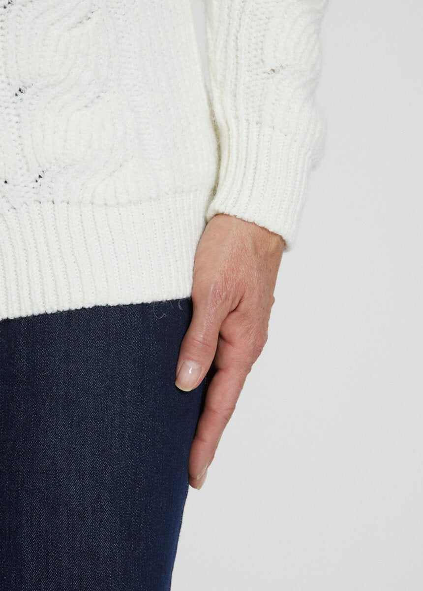 Maglia_a_collo_tondo_in_maglia_fantasia_Ecru_DE2_slim