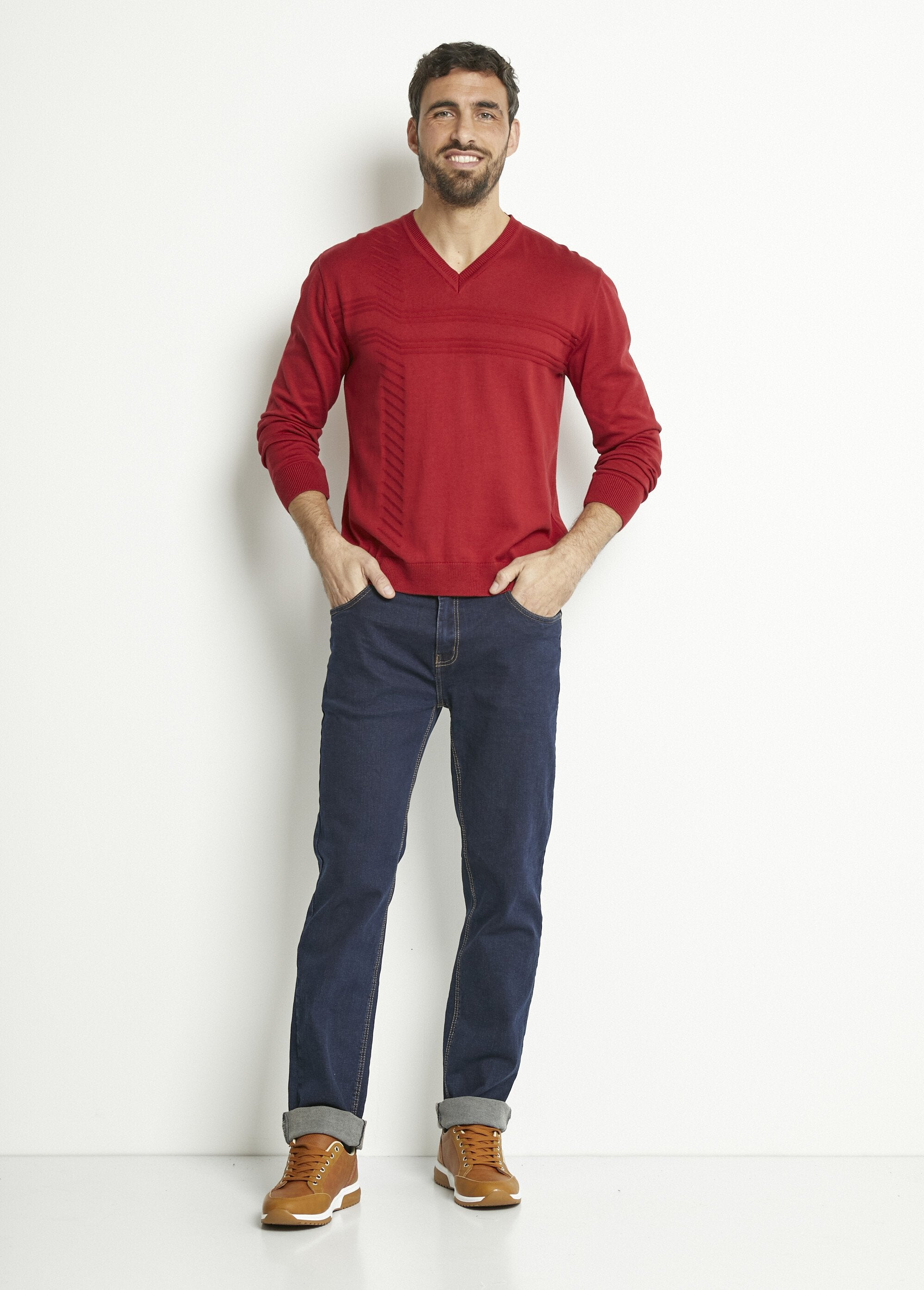 Maglia_a_maniche_lunghe_in_cotone_con_scollo_a_V_Bordeaux_SF1_slim