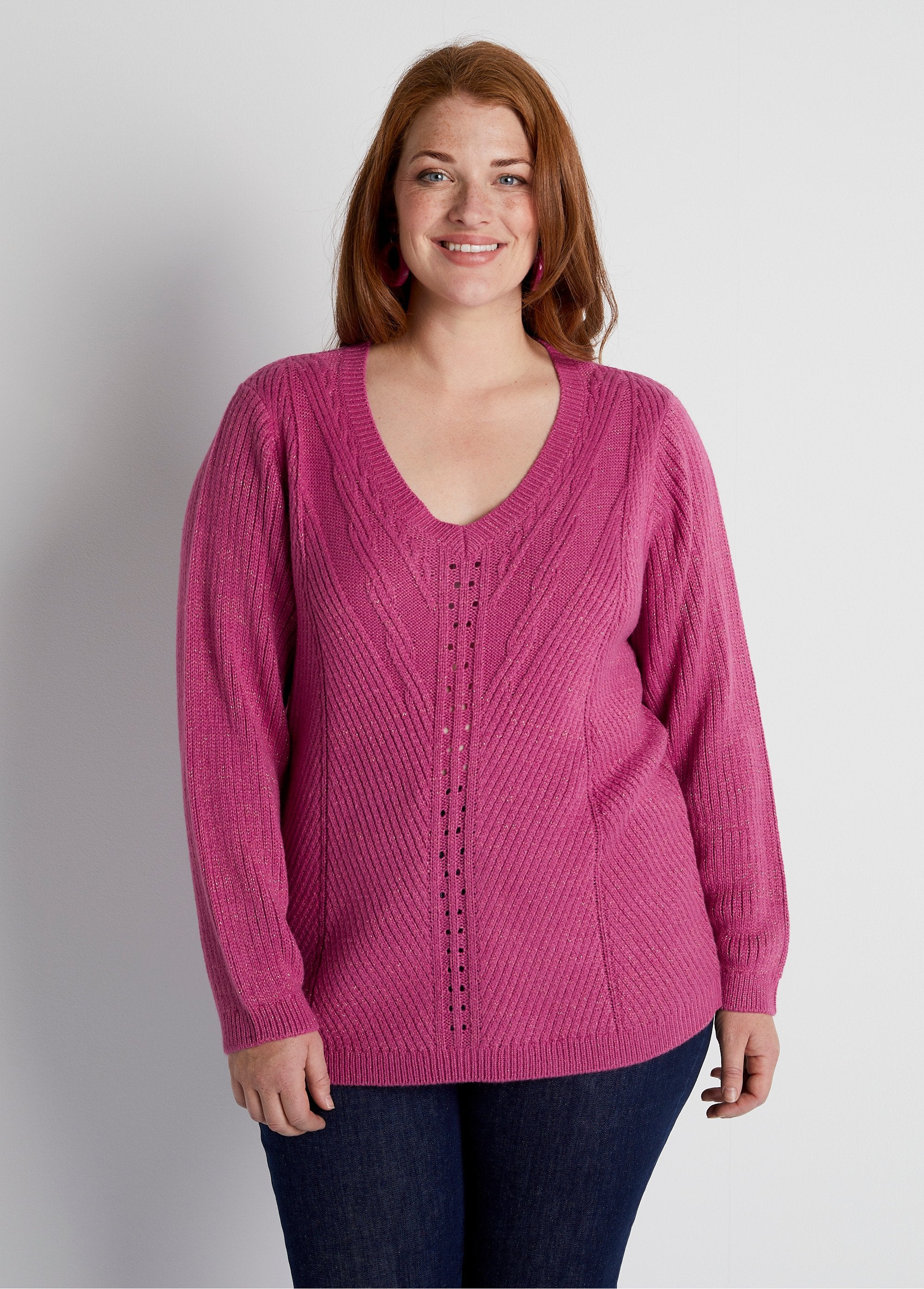 Maglia_liscia_con_scollo_a_V_Cassis_FA1_curvy