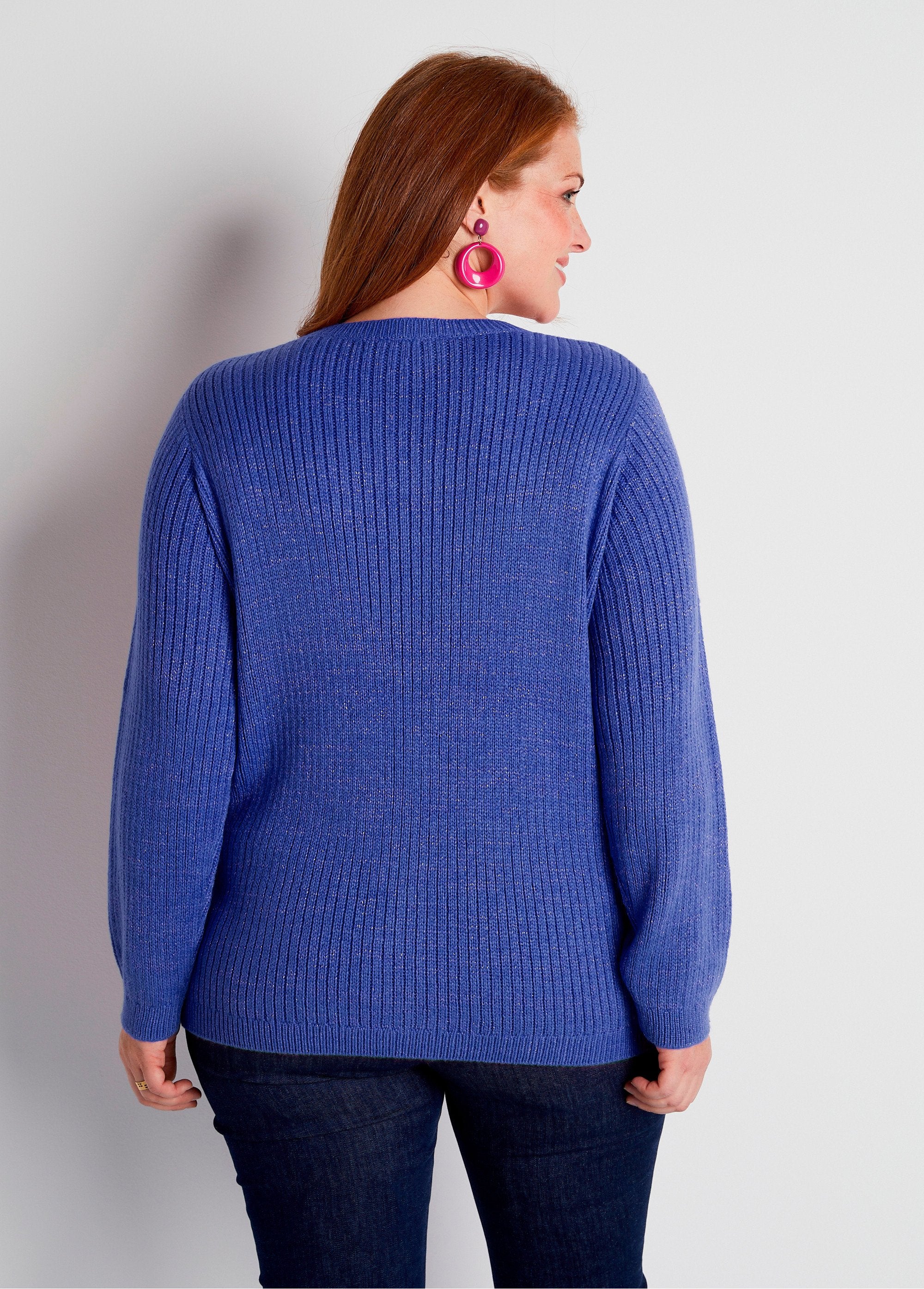 Maglia_liscia_con_scollo_a_V_BLU_DO1_curvy