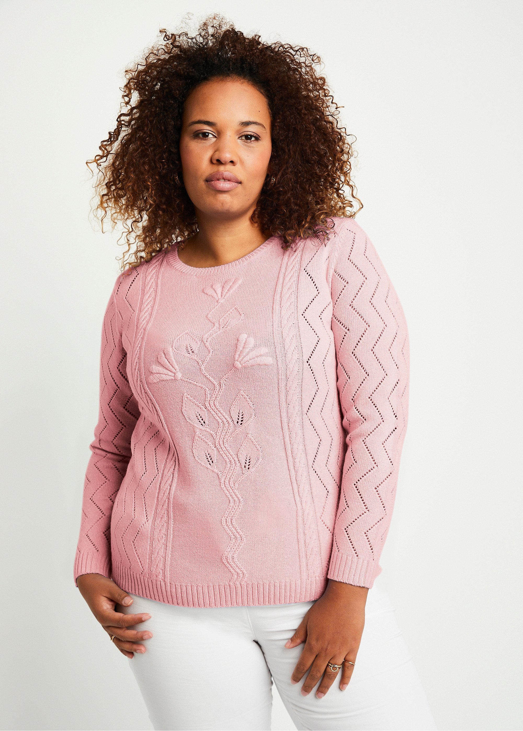 Maglione_cropped_in_maglia_a_cavo_ROSA_FA1_curvy