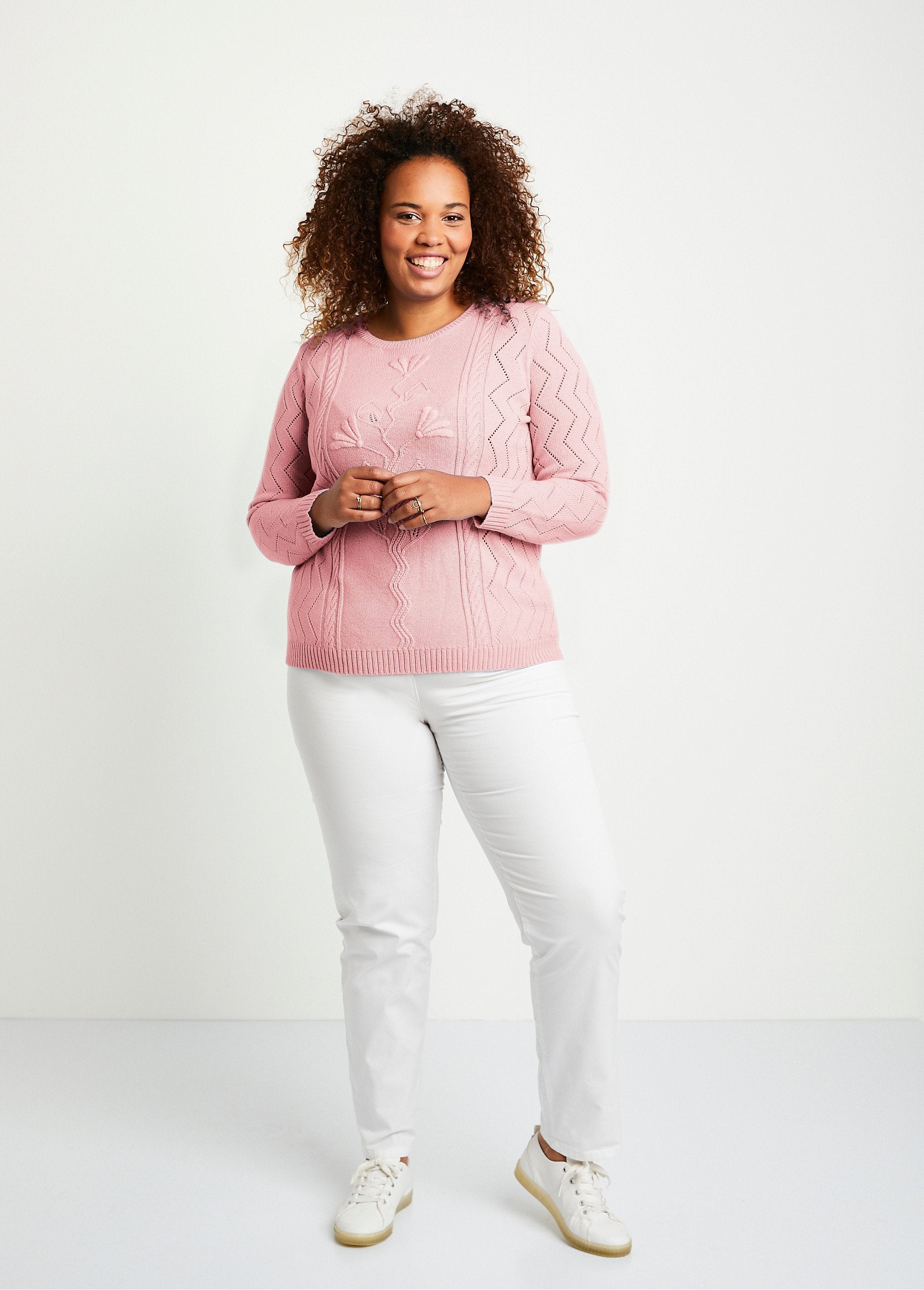 Maglione_cropped_in_maglia_a_cavo_ROSA_SF1_curvy