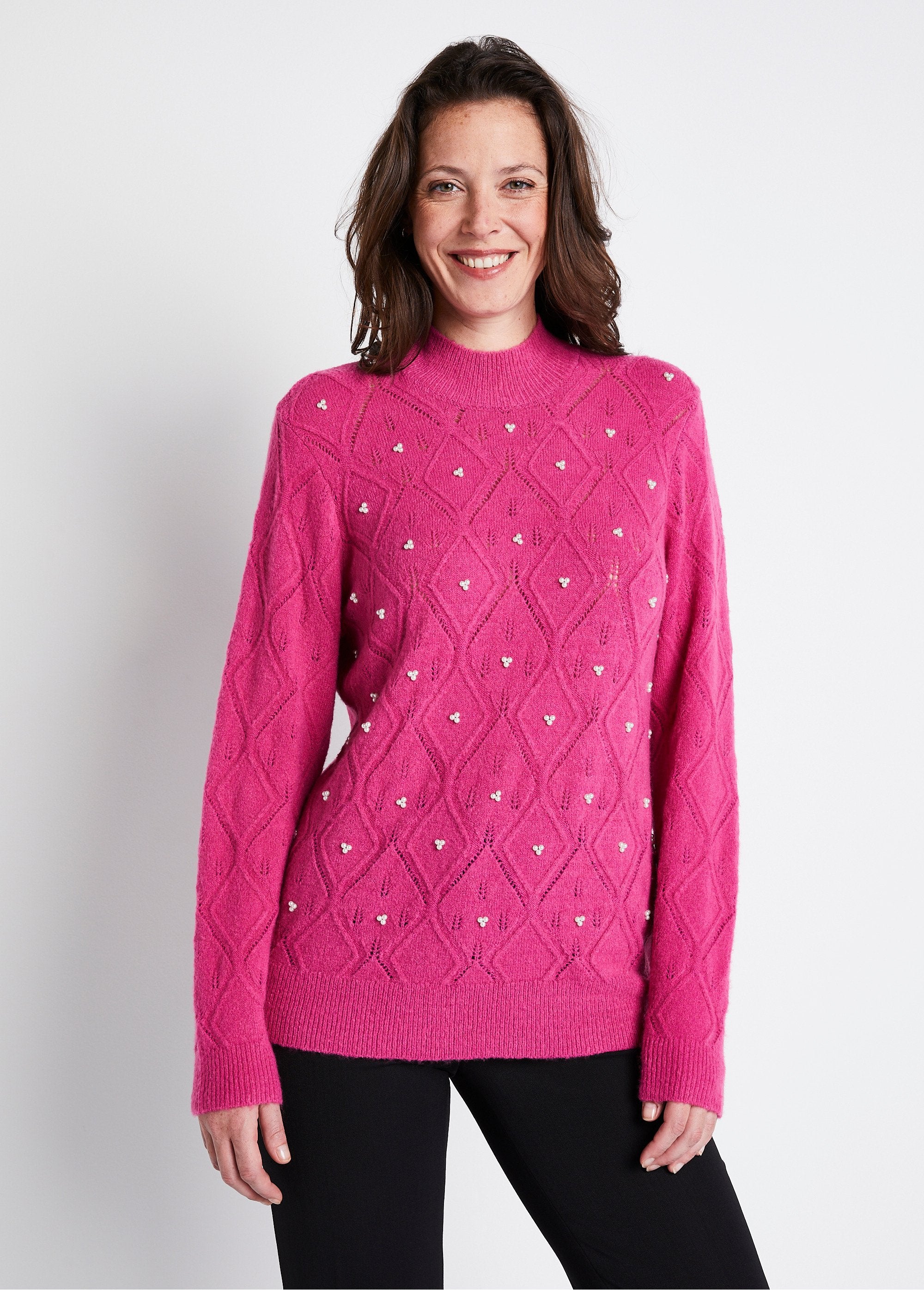 Morbido_maglione_traforato_con_perline_e_collo_alto_ROSA_FA1_slim