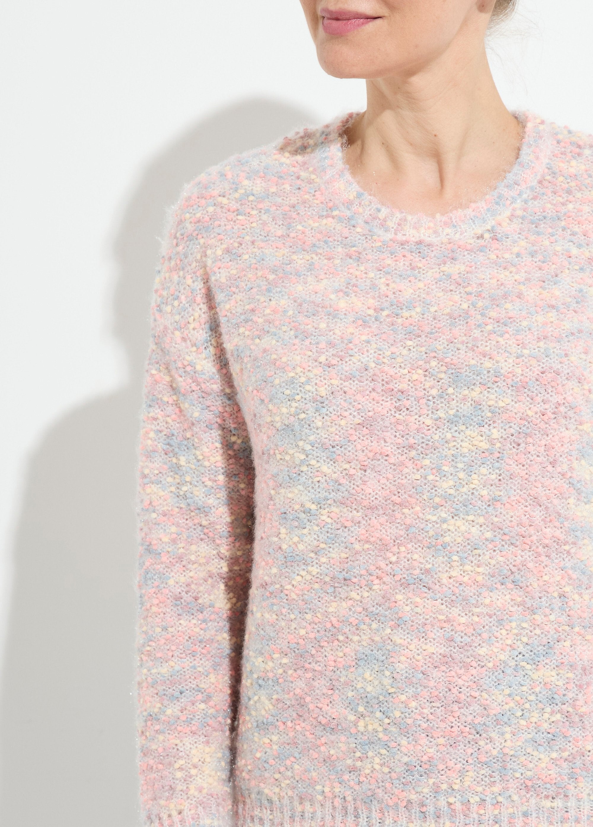 Morbido_maglione_a_girocollo_in_maglia_a_palline_multicolore_Chine_rose_DE1_slim