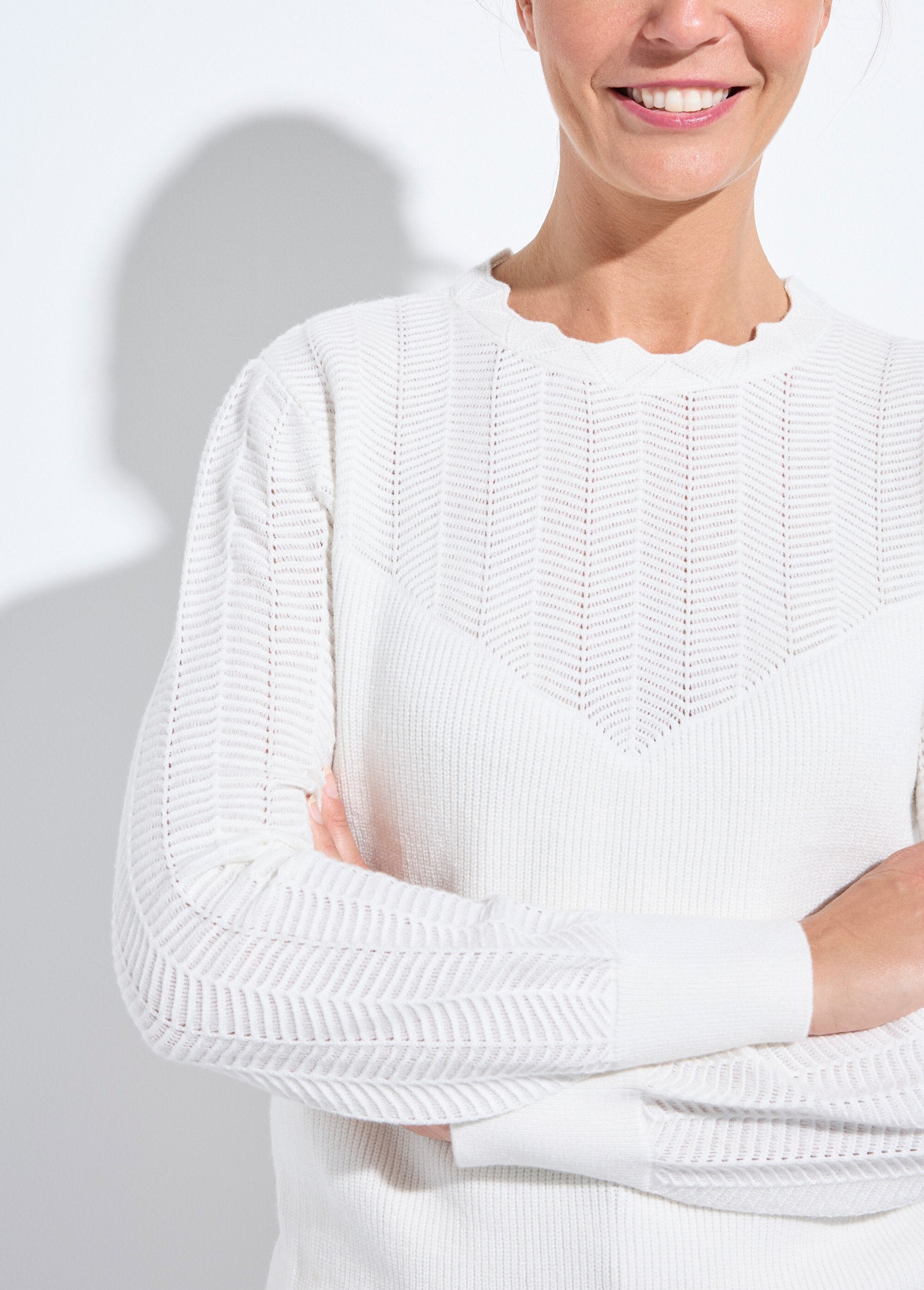 Morbido_maglione_a_maniche_lunghe_con_scollo_rotondo_Ecru_DE1_slim
