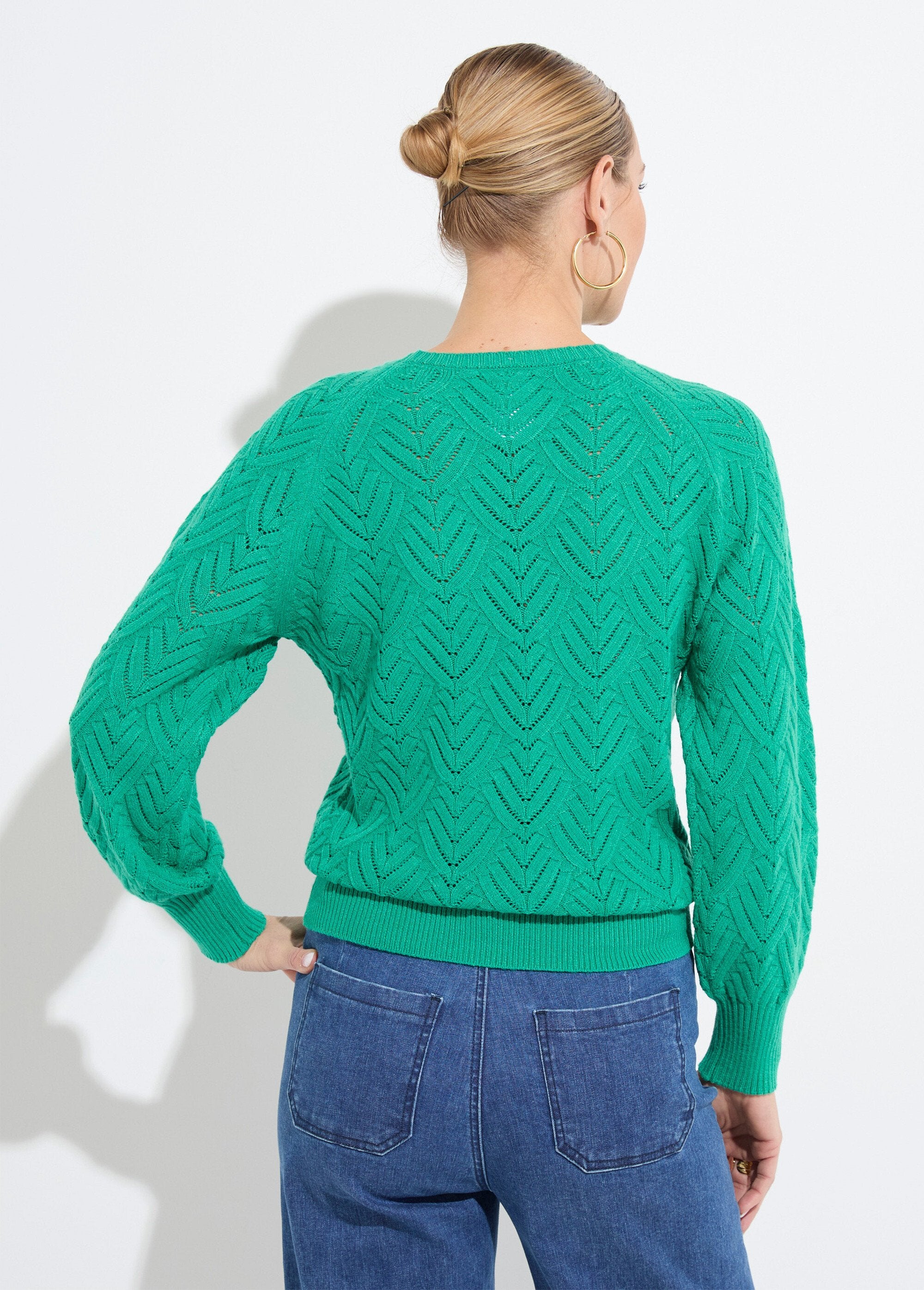 Morbido_maglione_corto_tinta_unita_con_scollo_rotondo_Vert_DO1_slim