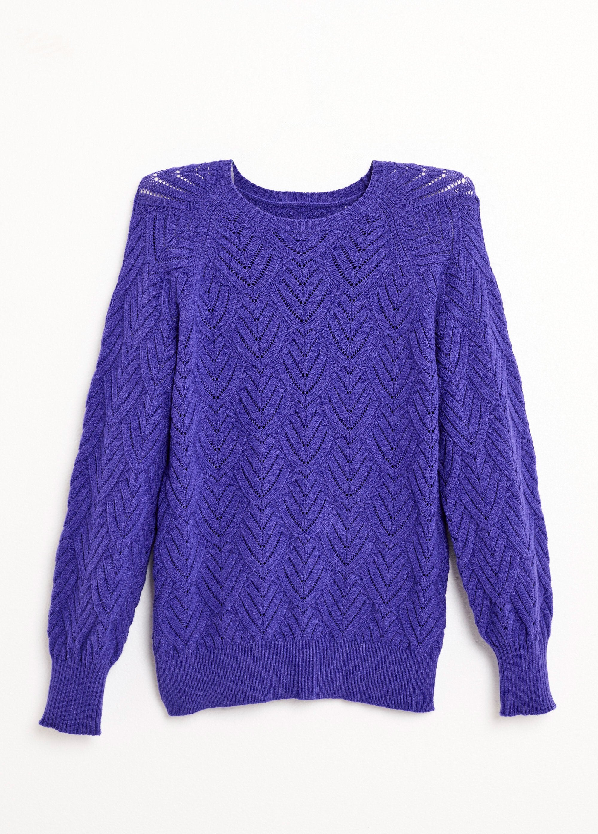 Morbido_maglione_corto_tinta_unita_con_scollo_rotondo_Violet_AP1_slim