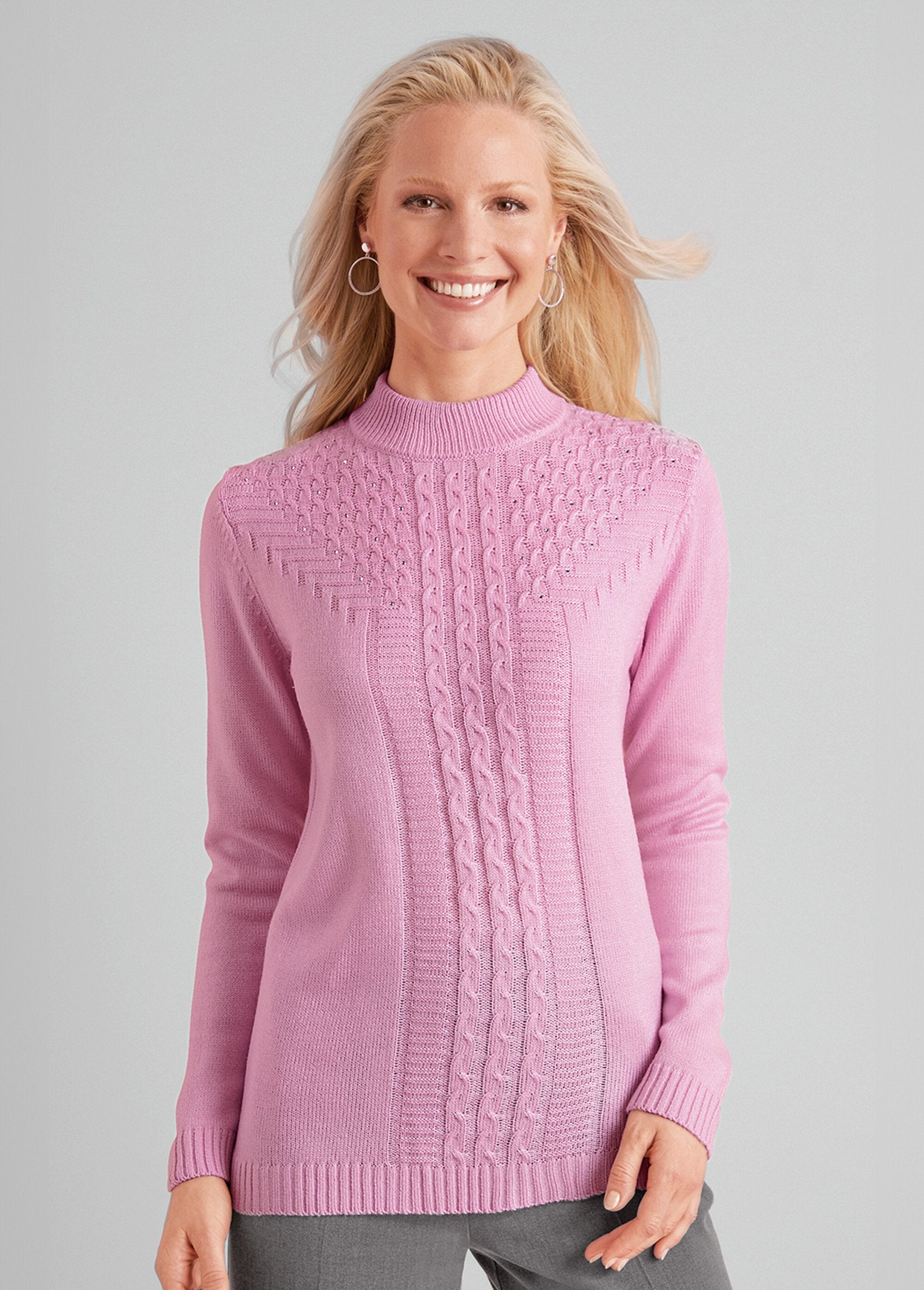 Maglia_a_coste_morbide_con_decorazioni_in_strass,_collo_alto_Petalo_di_rosa_FA1_slim