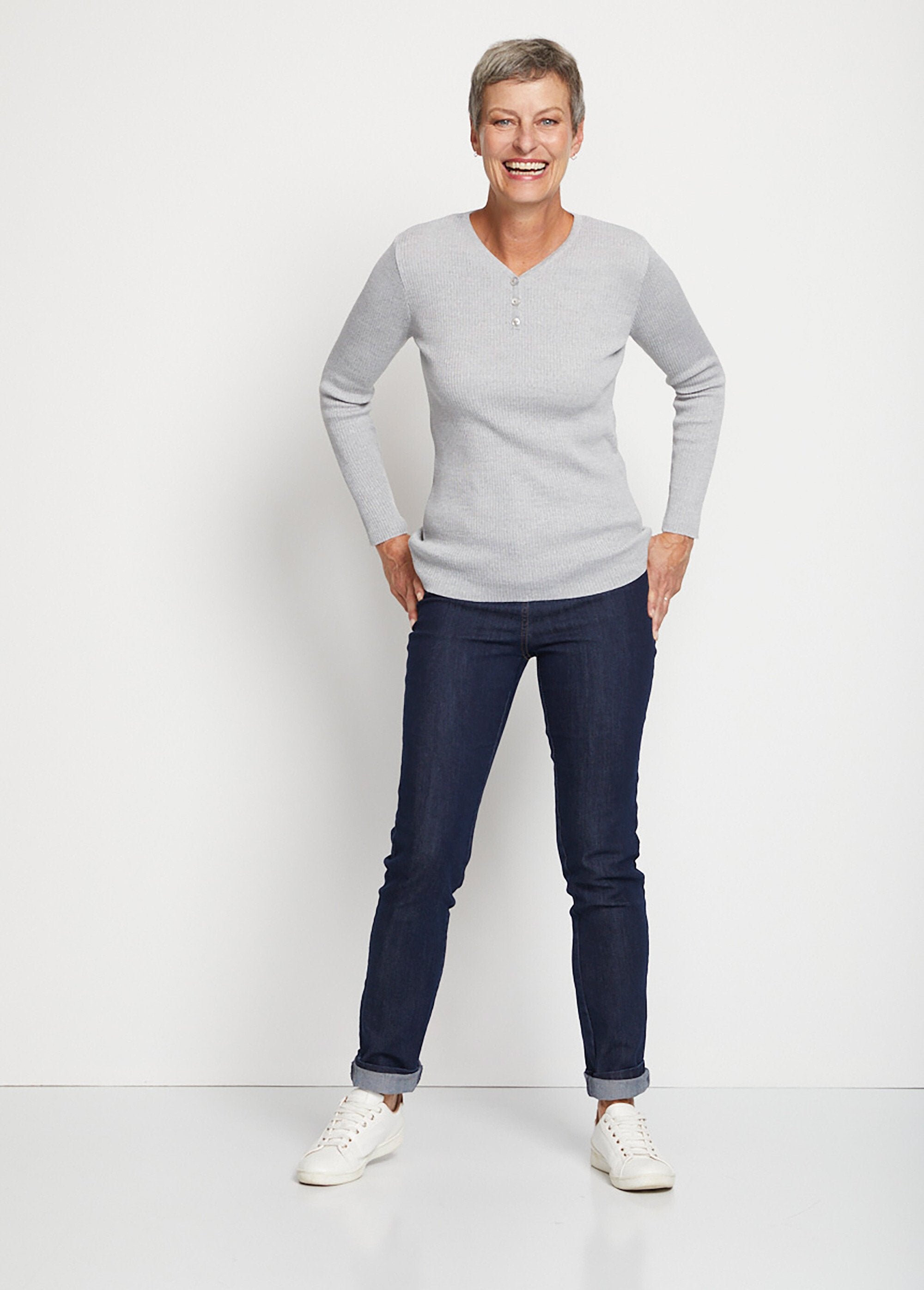 Maglione_con_collo_tunisino_in_lana_merino_Grigio_erica_SF1_slim