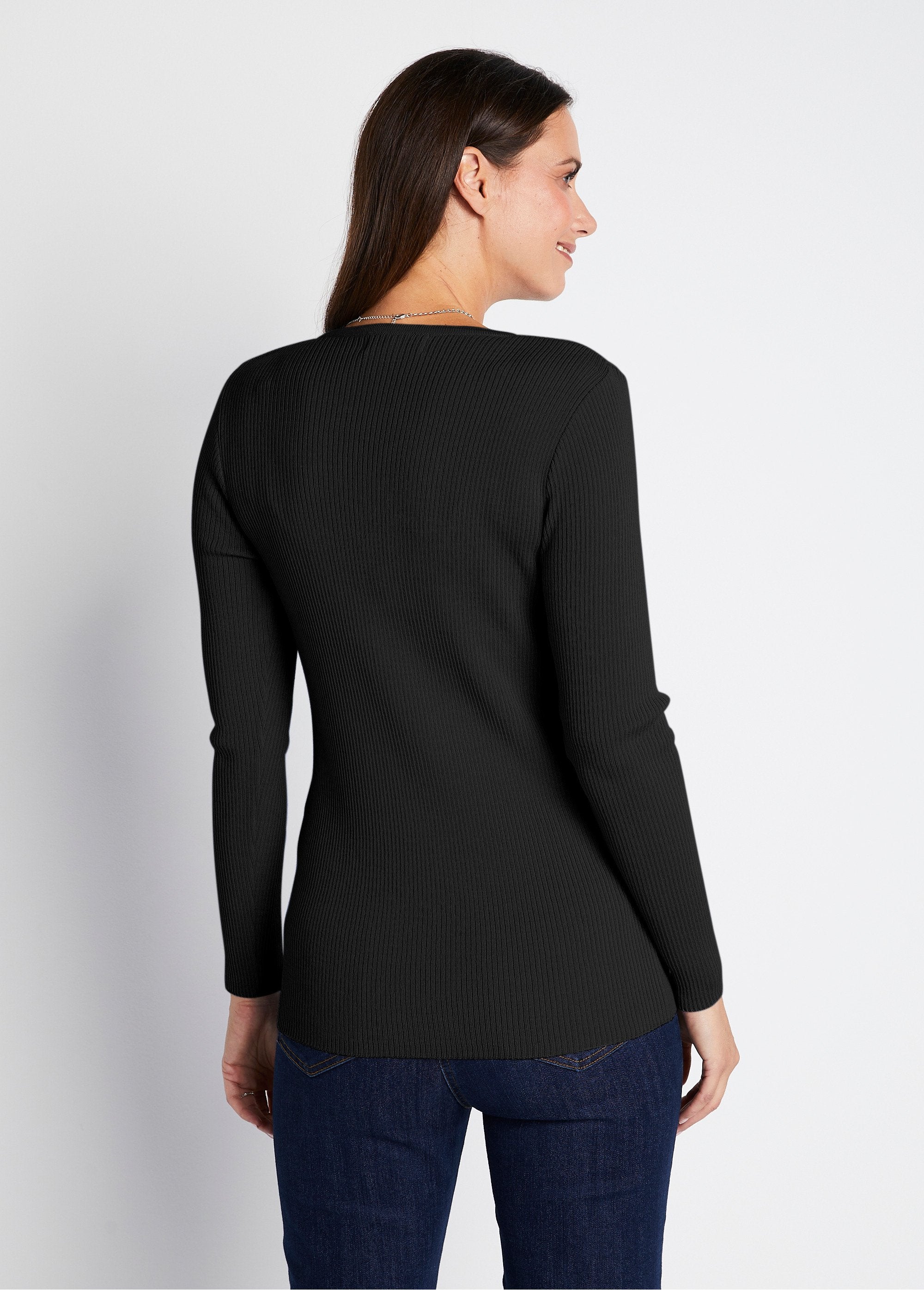 Maglione_con_collo_tunisino_in_lana_merino_NERO_DO1_slim