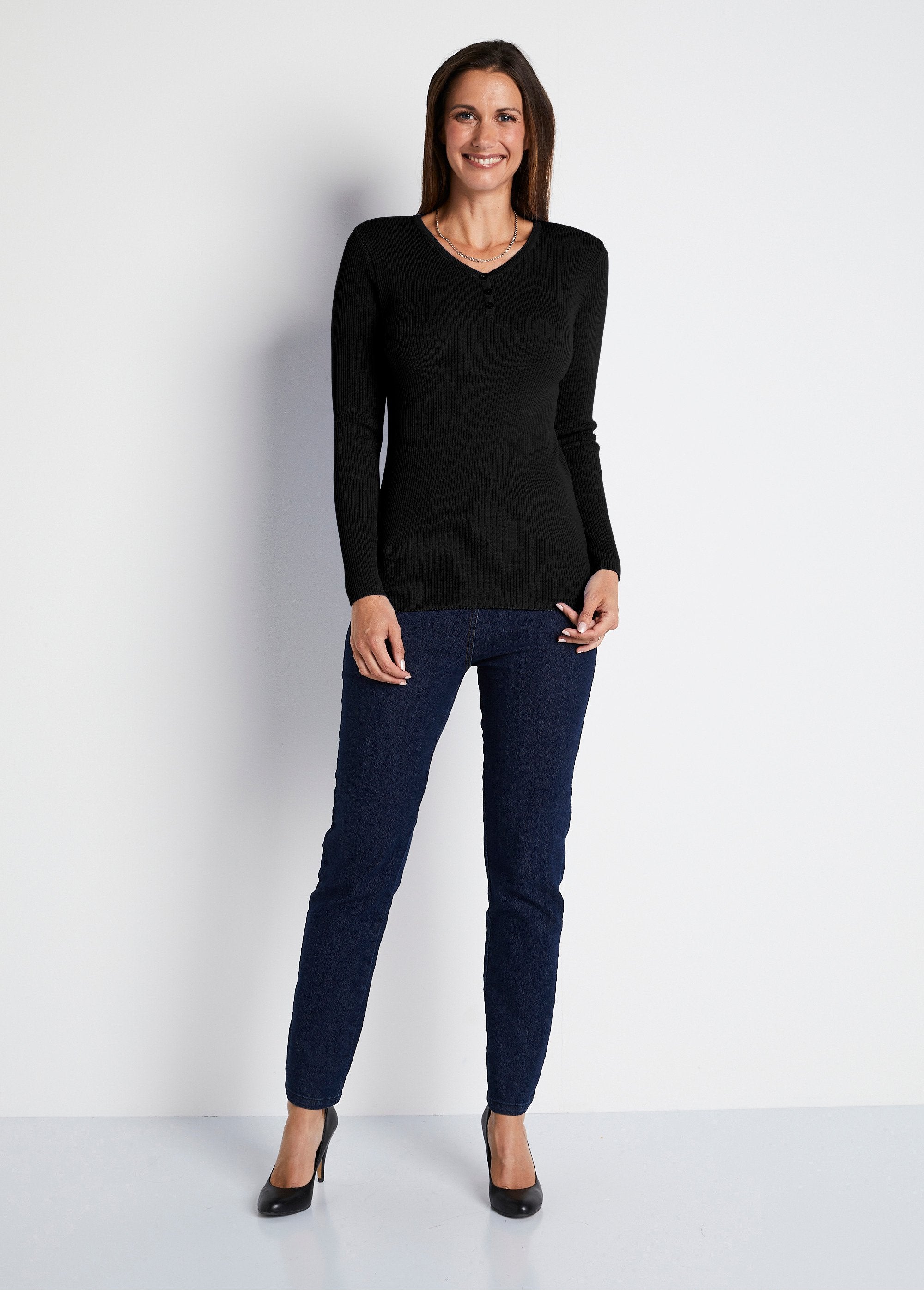 Maglione_con_collo_tunisino_in_lana_merino_NERO_SF1_slim