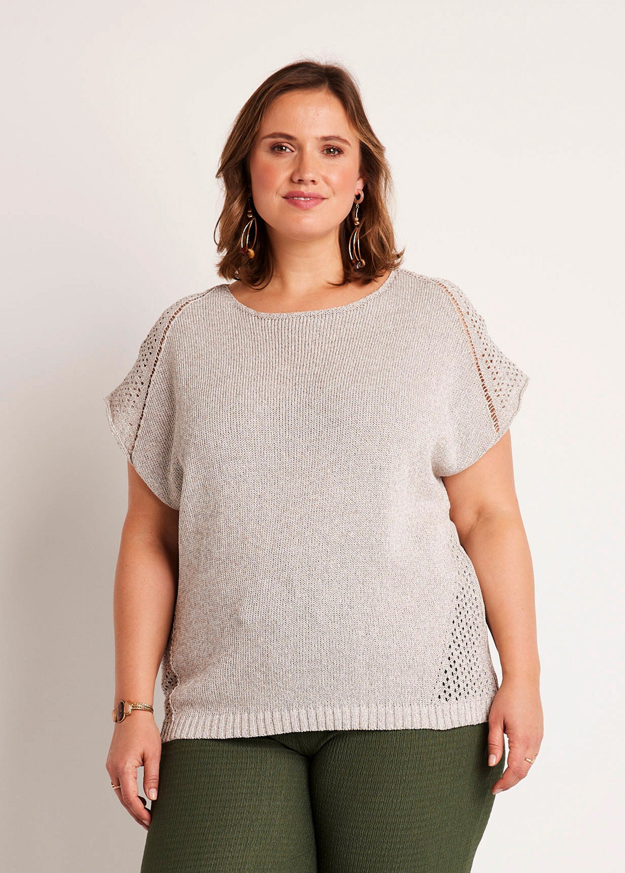 Maglia_sottile_traforata,_maniche_corte_Grigio_FA1_curvy