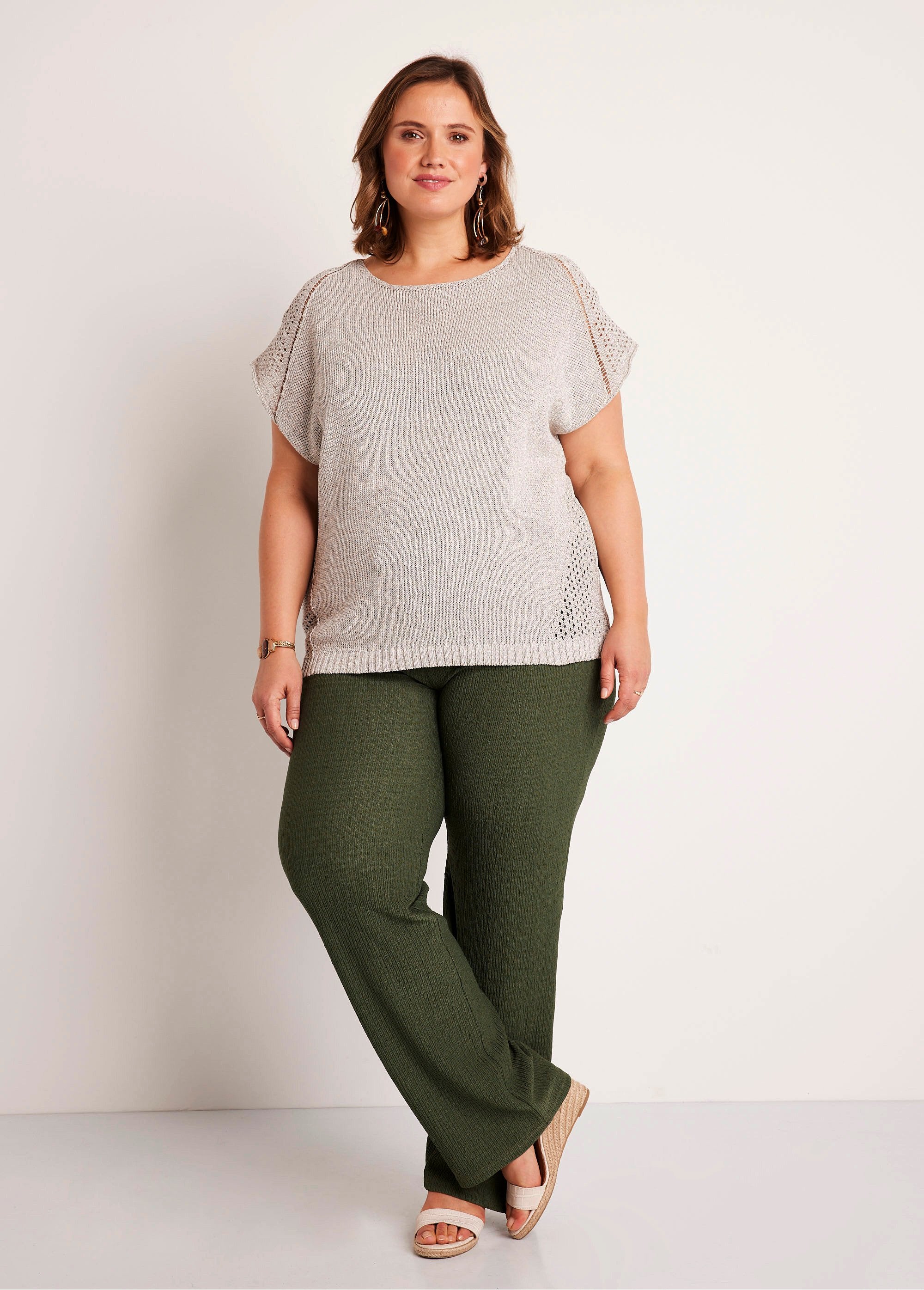 Maglia_sottile_traforata,_maniche_corte_Grigio_SF1_curvy