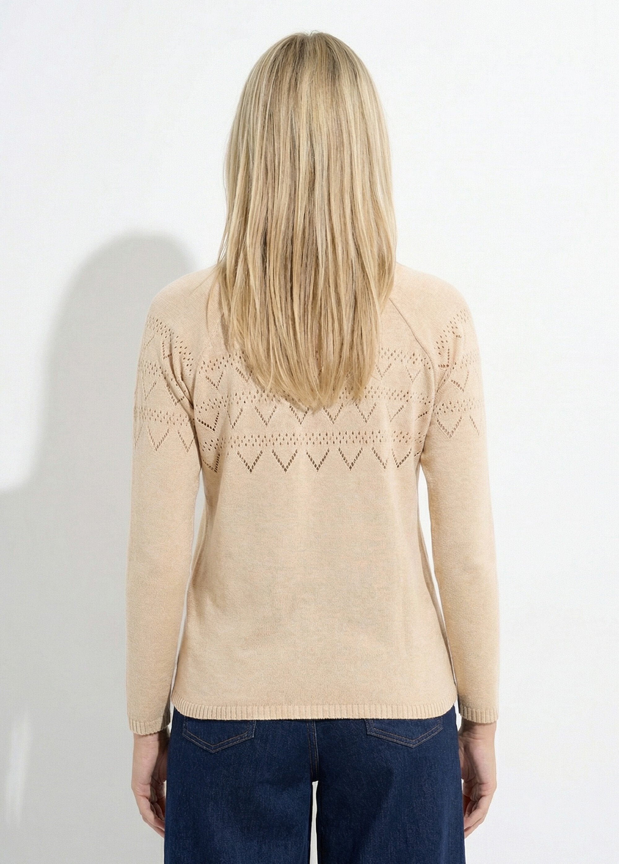 Maglia_sottile_traforata_con_maniche_lunghe_a_raglan_Beige_DO1_slim