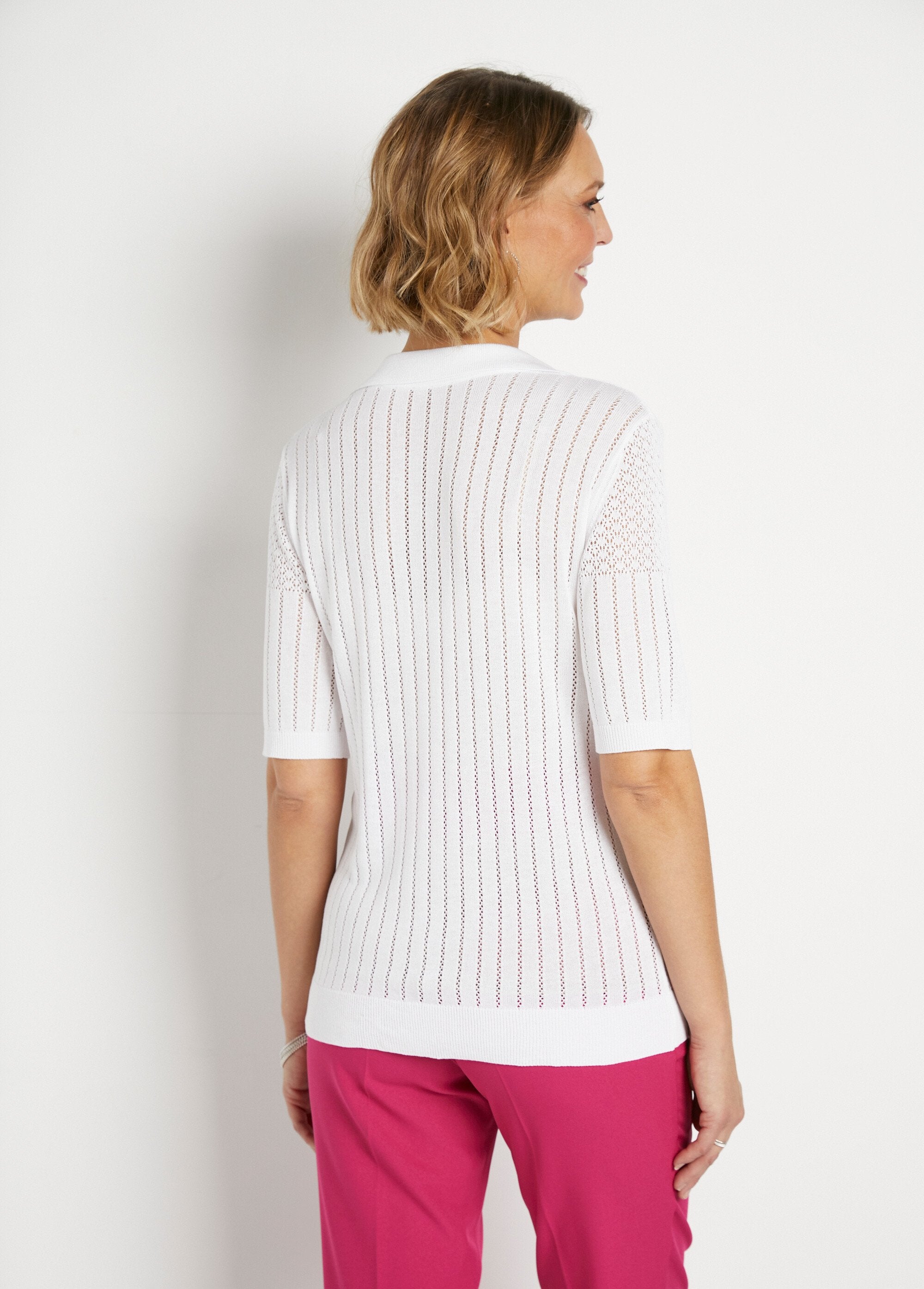 Maglione_sottile_traforato_con_scollo_a_polo_e_maniche_corte_Blanc_DO1_slim