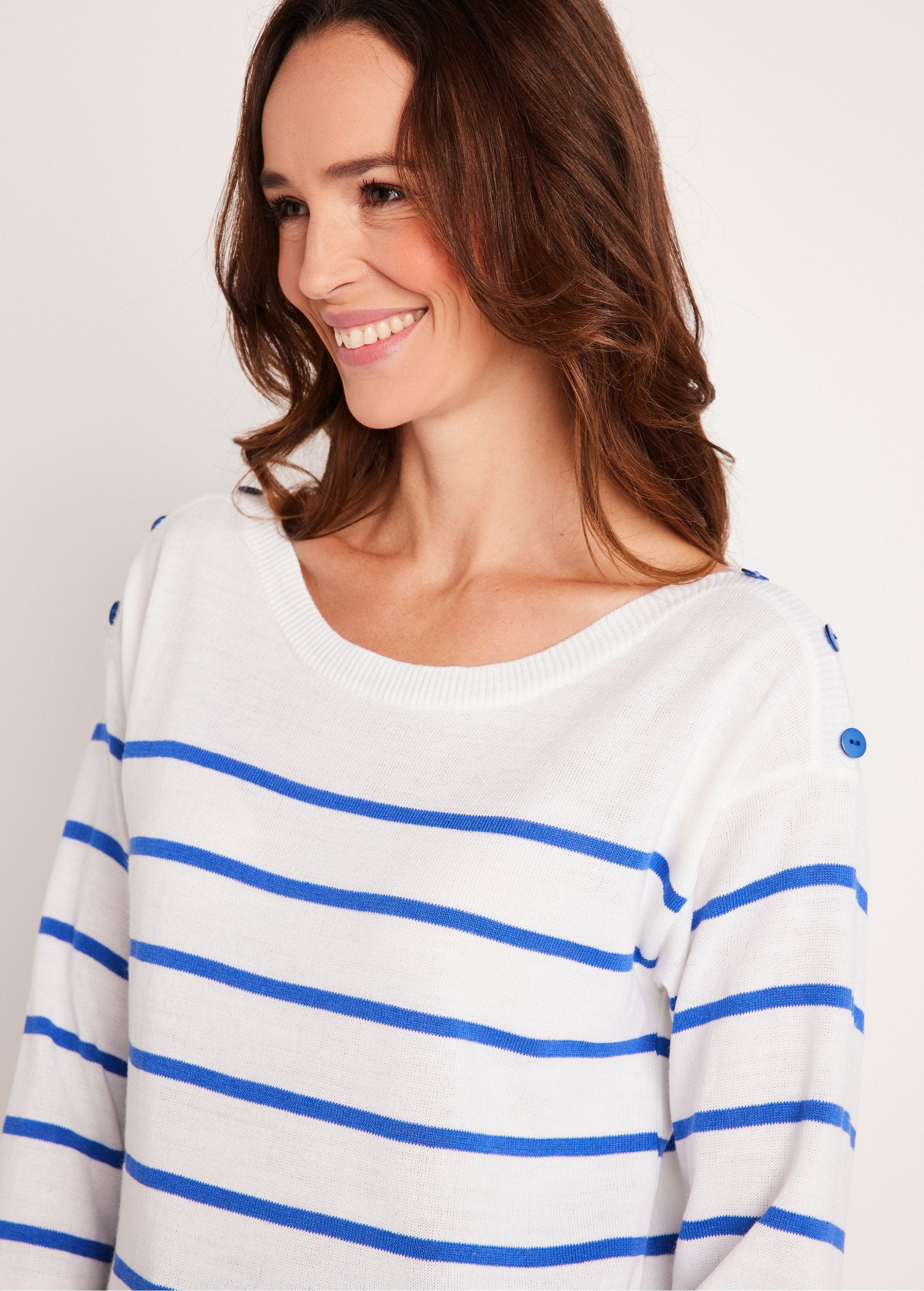 Maglia_a_righe_sottili_Bianco_e_blu_DE1_slim