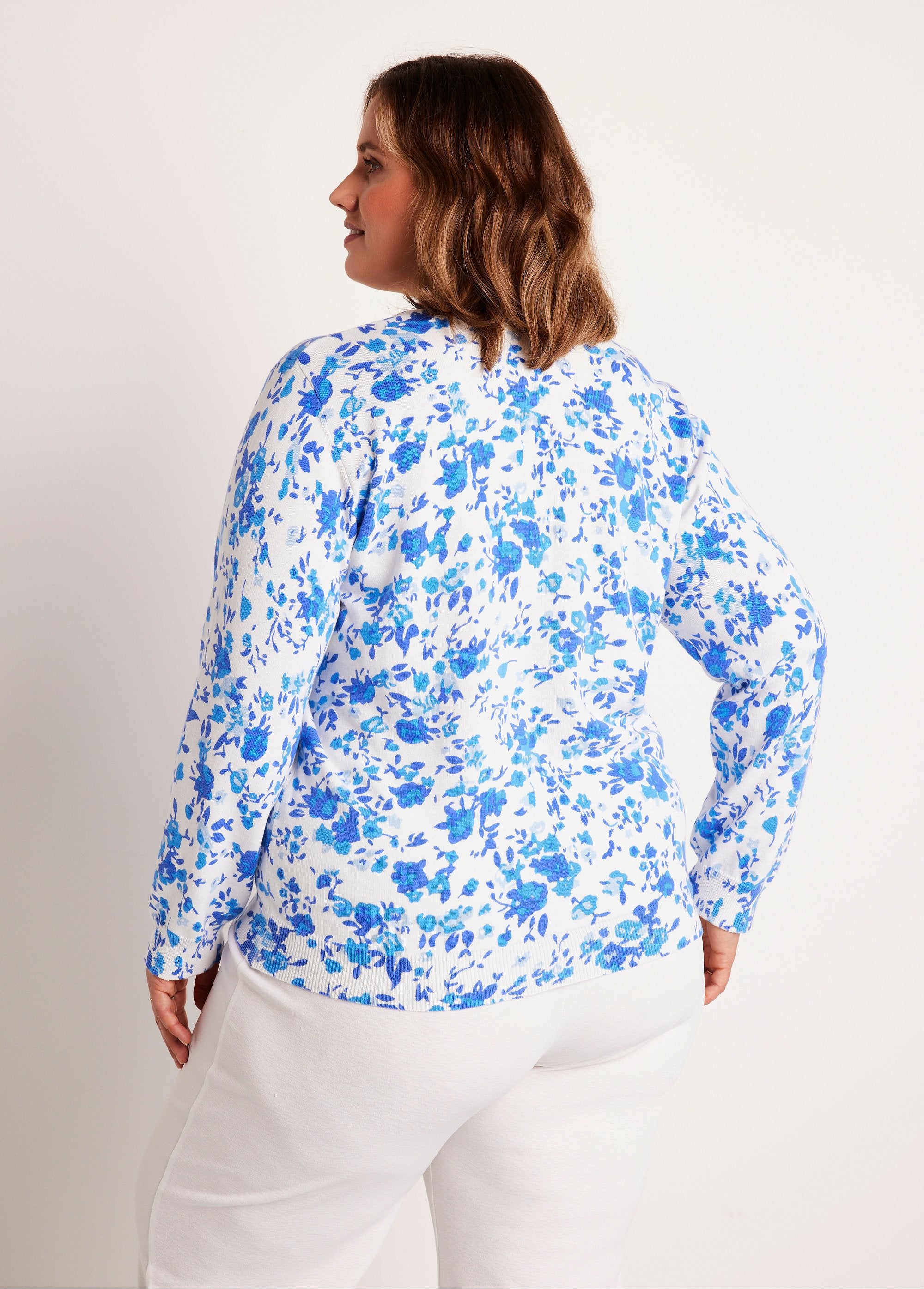 Maglione_sottile_a_fiori_BLU_DO1_curvy