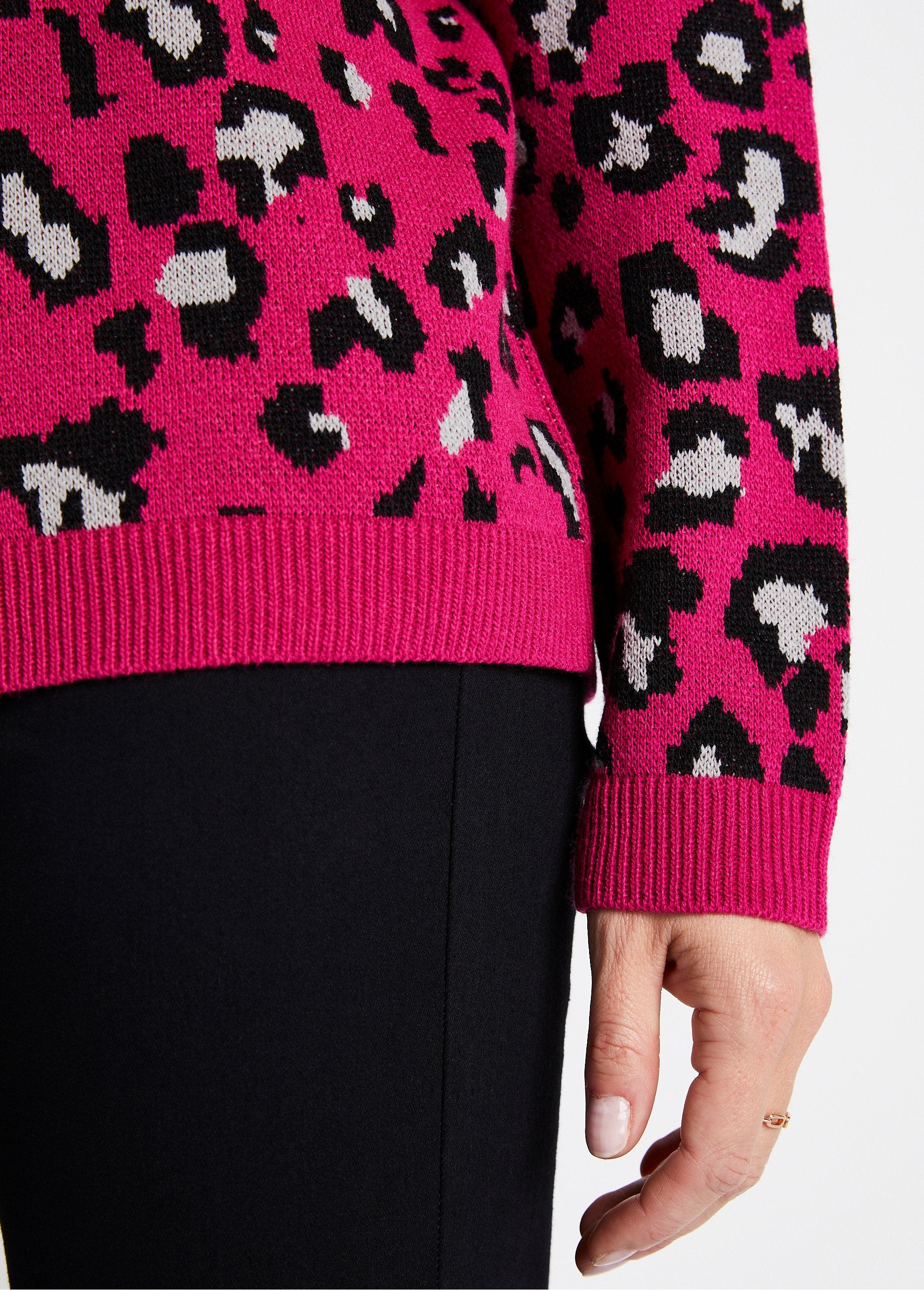 Maglia_jacquard_leopardata_Fucsia_e_nero_DE2_slim