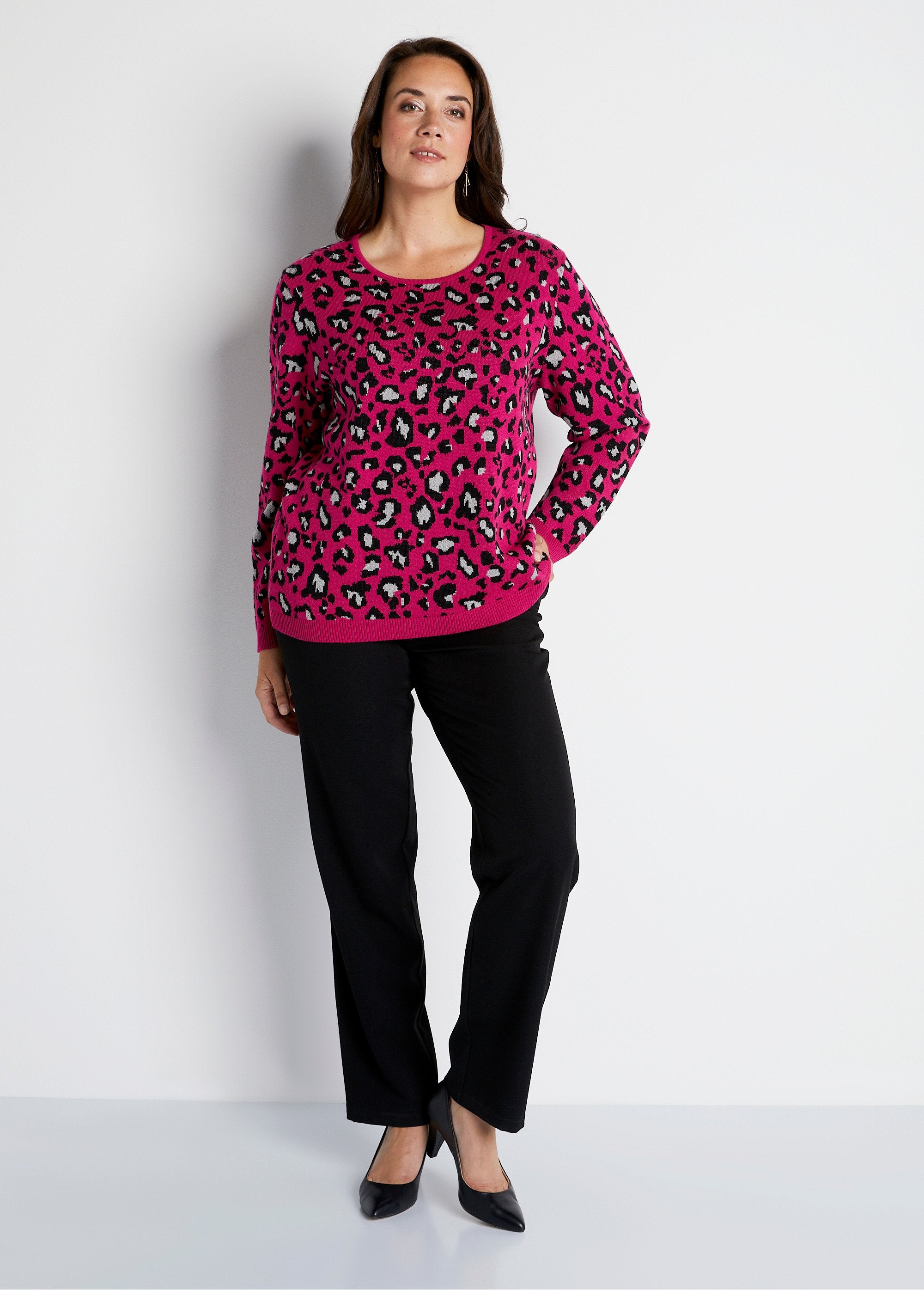 Maglia_jacquard_leopardata_Fucsia_e_nero_SF1_curvy