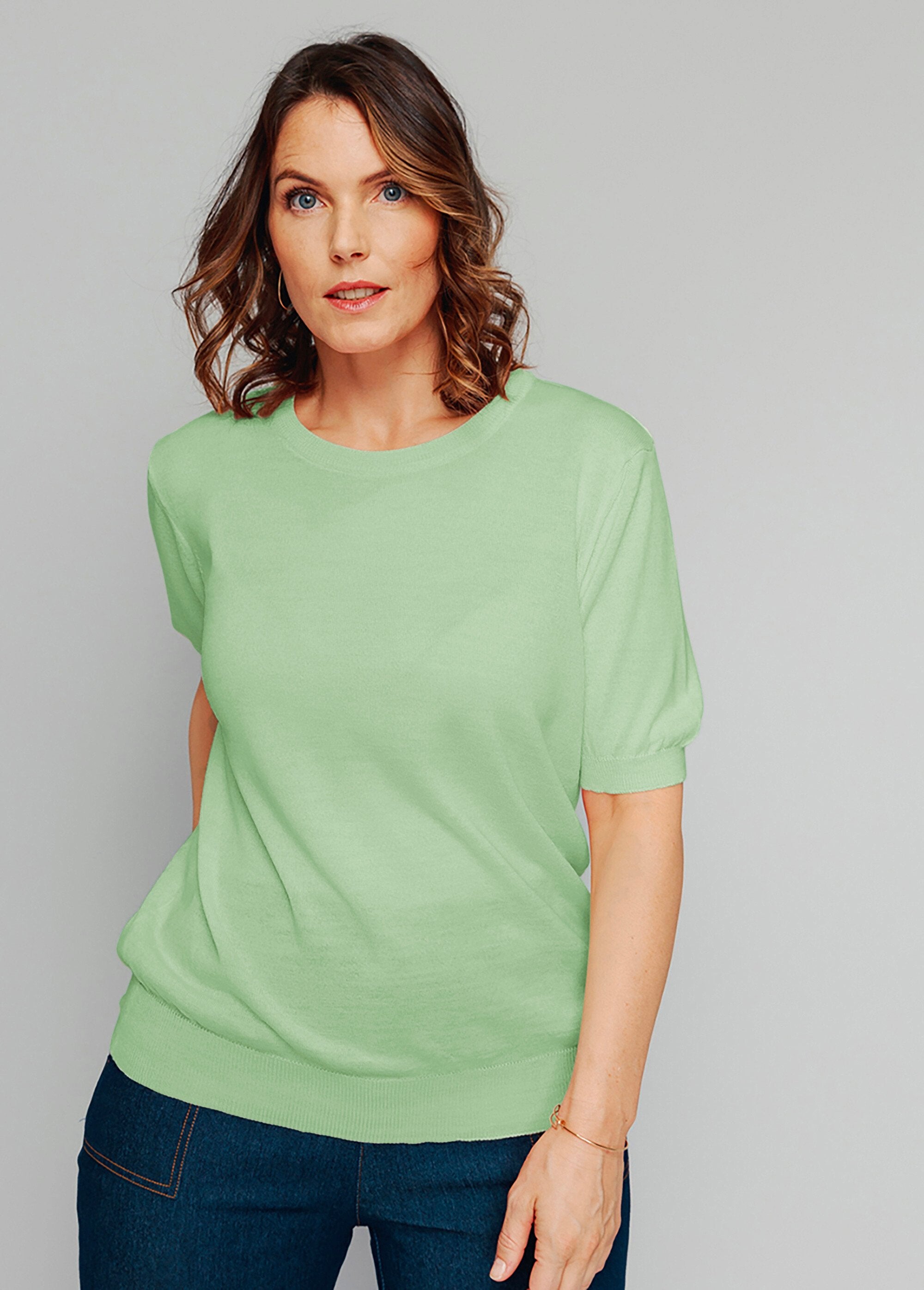 Maglia_a_maniche_corte_in_lana_merino_Verde_Nilo_FA1_curvy