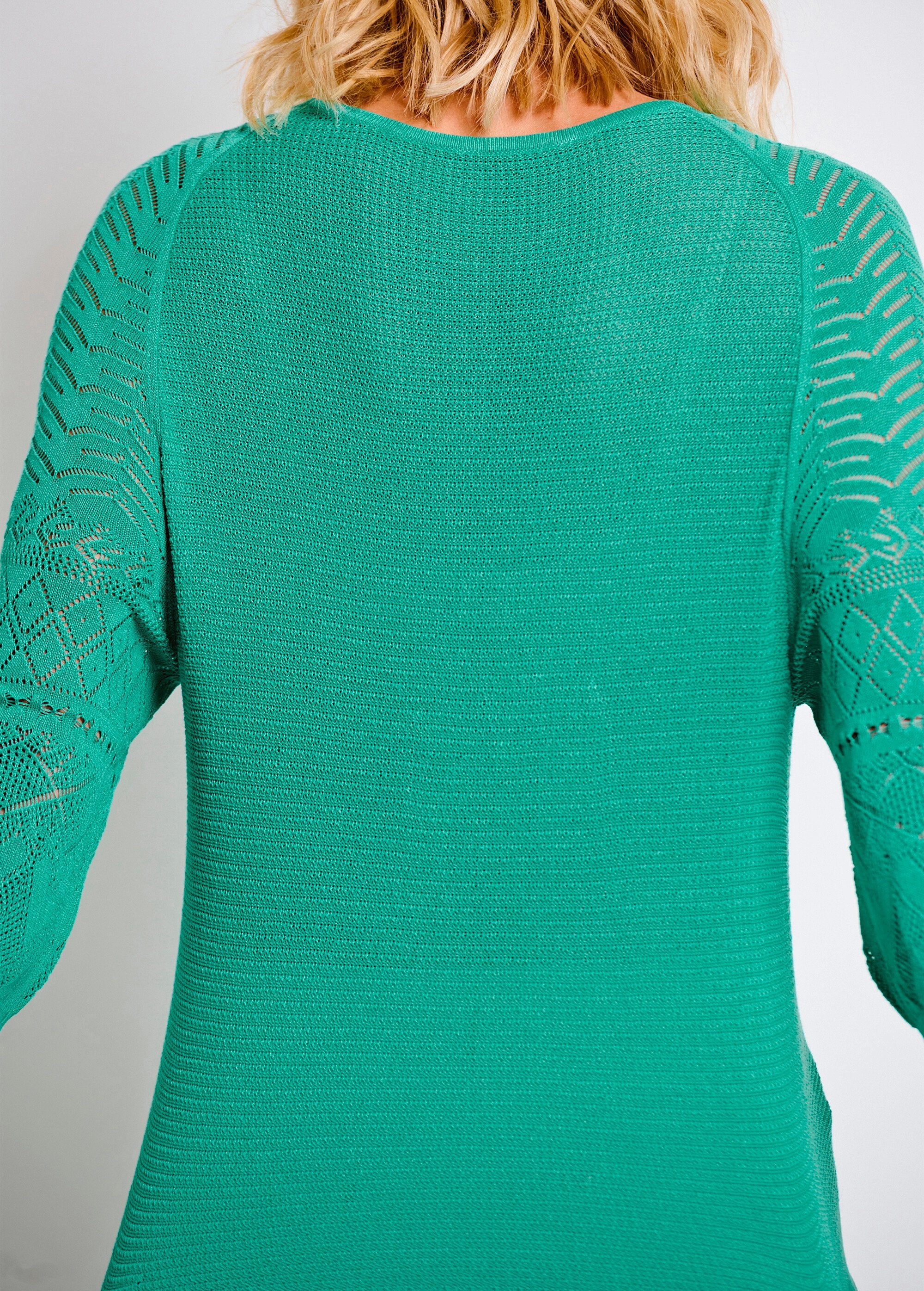 Maglia_leggera_con_maniche_raglan_a_3/4_e_scollo_rotondo_Aqua_DO2_slim