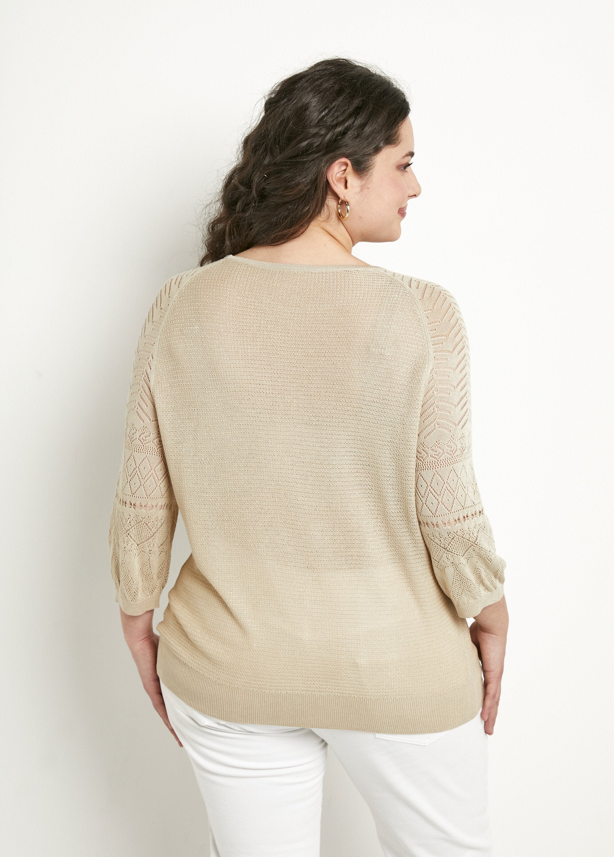 Maglia_leggera_con_maniche_raglan_a_3/4_e_scollo_rotondo_Beige_DO1_curvy