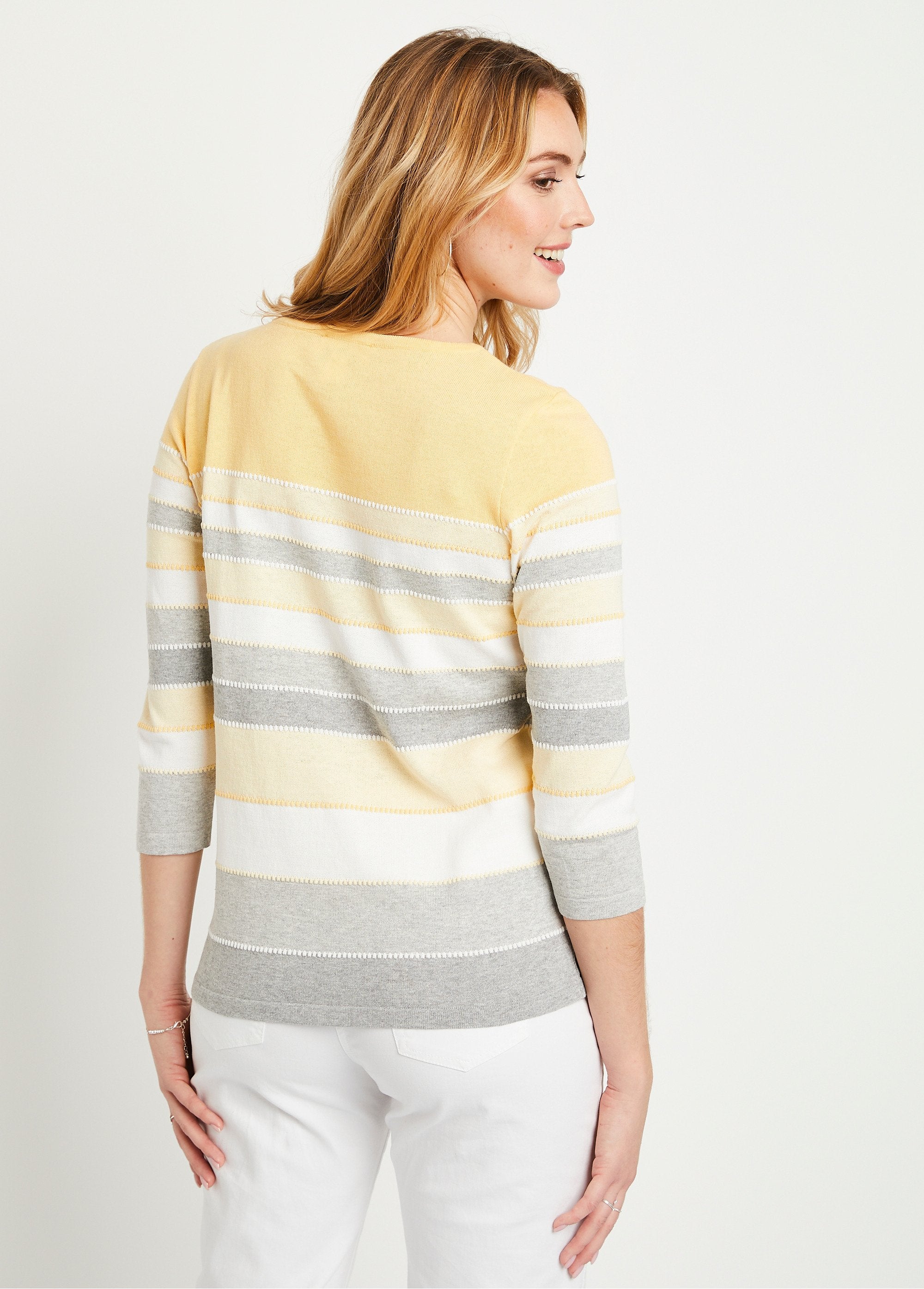 Maglione_in_maglia_jacquard_Striscia_gialla_DO1_slim