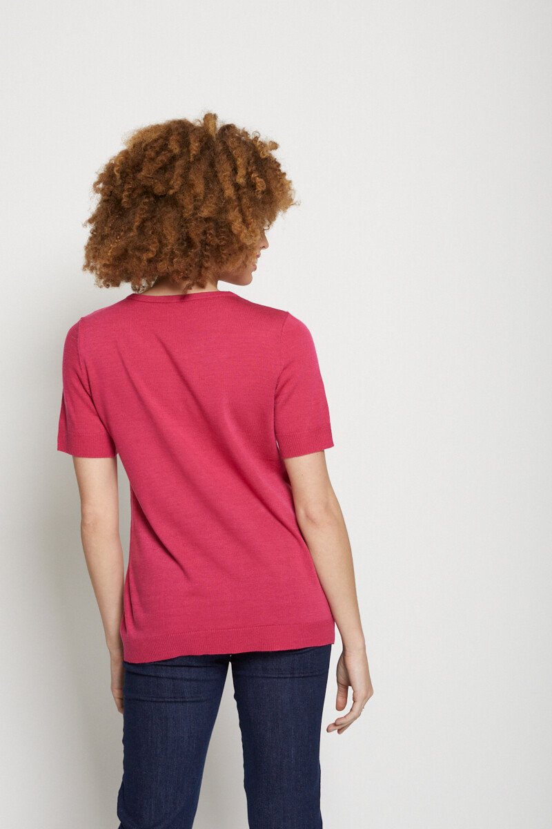 Maglia_a_maniche_corte_ricamata_Cassis_DO1_slim
