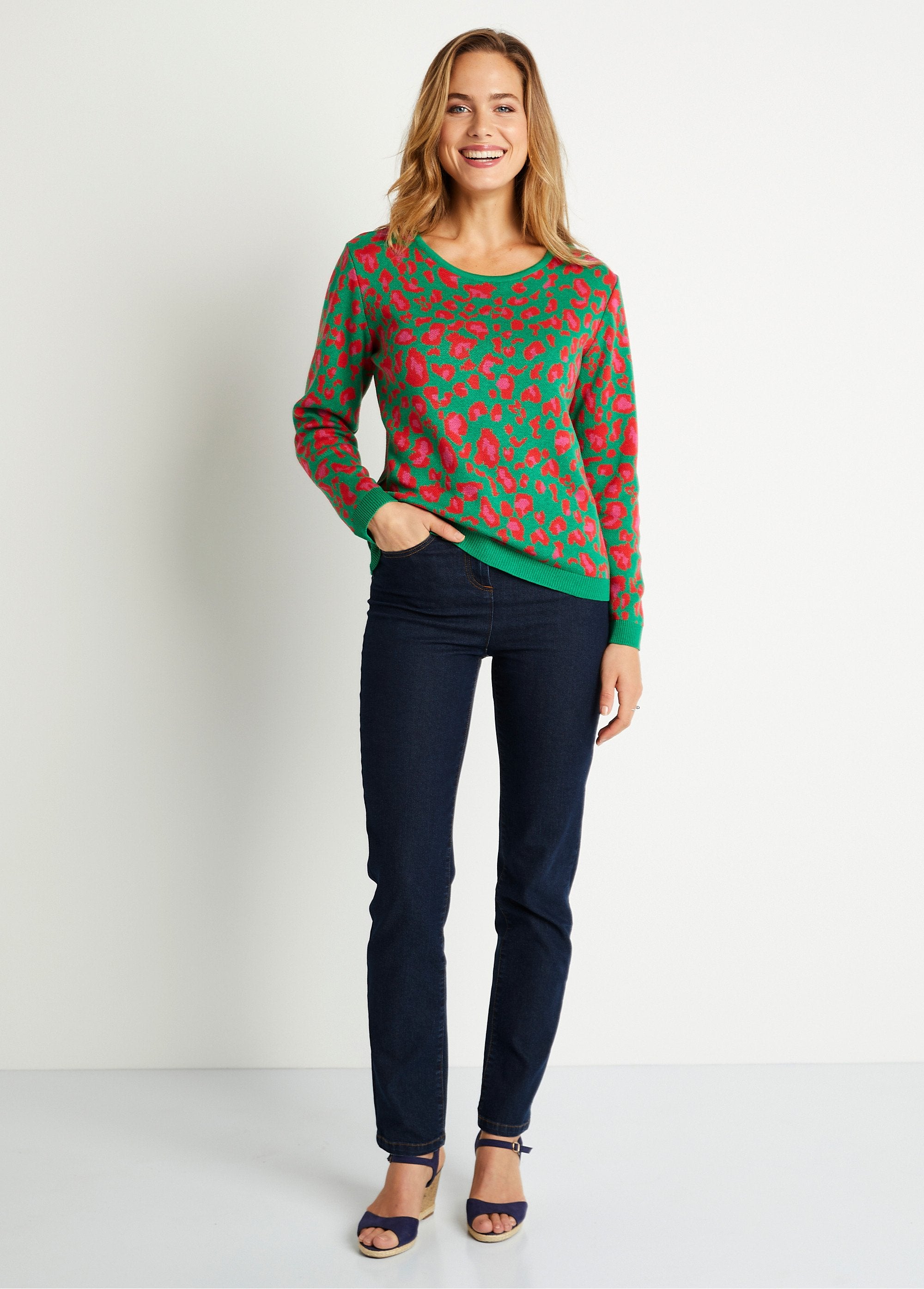 Maglia_a_collo_tondo_con_stampa_leopardo_VERDE_SF1_slim