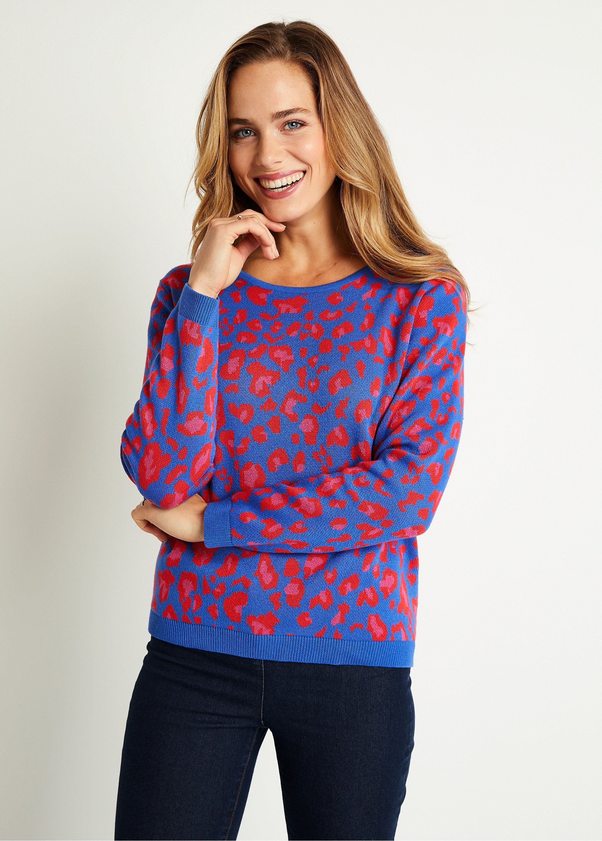 Maglia_a_collo_tondo_con_stampa_leopardo_BLU_FA1_slim