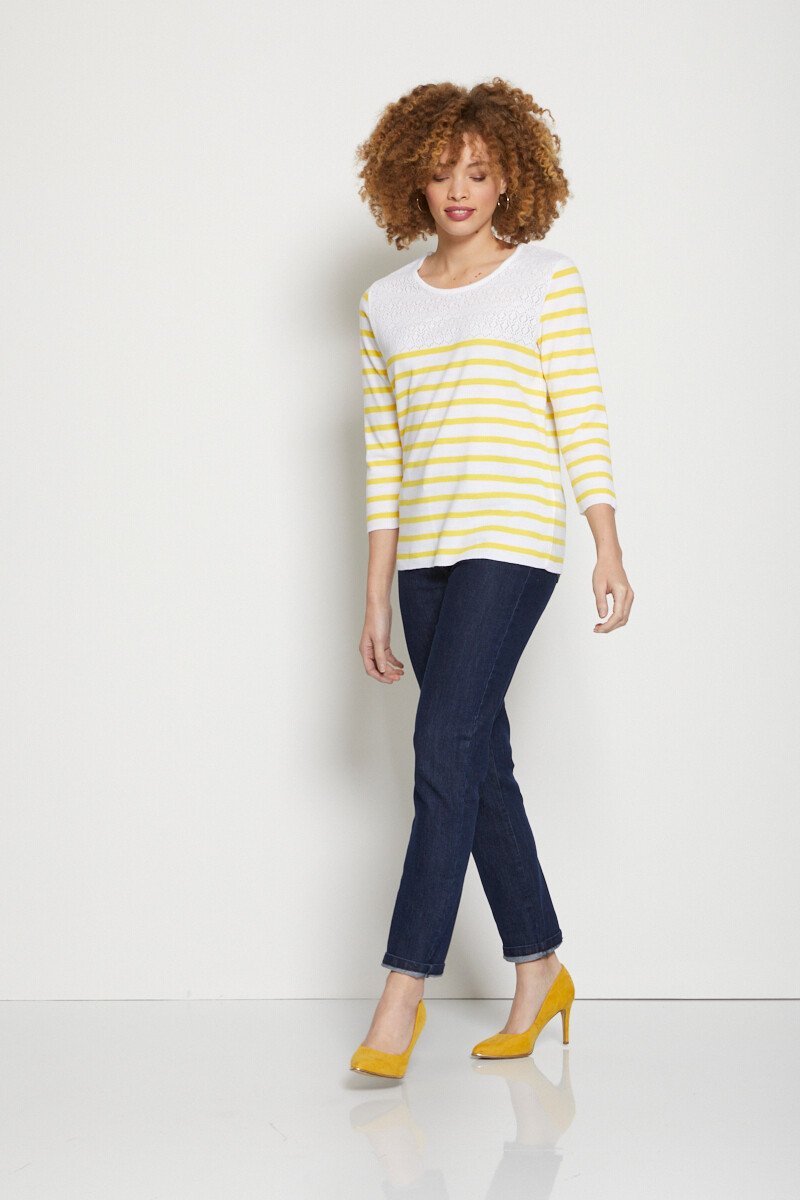 Maglia_a_righe_con_maglia_traforata_e_collo_rotondo_Raye_jaune_SF1_slim